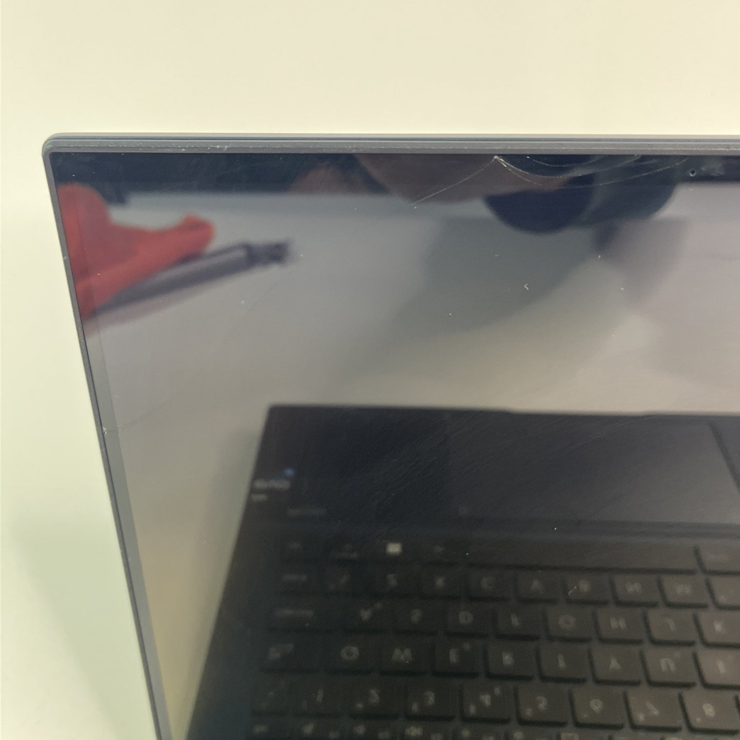 Asus Zenbook UX3402v OLED 14" 2.8K Touchscreen Intel EVO 16GB RAM 256GB i5-1340P
