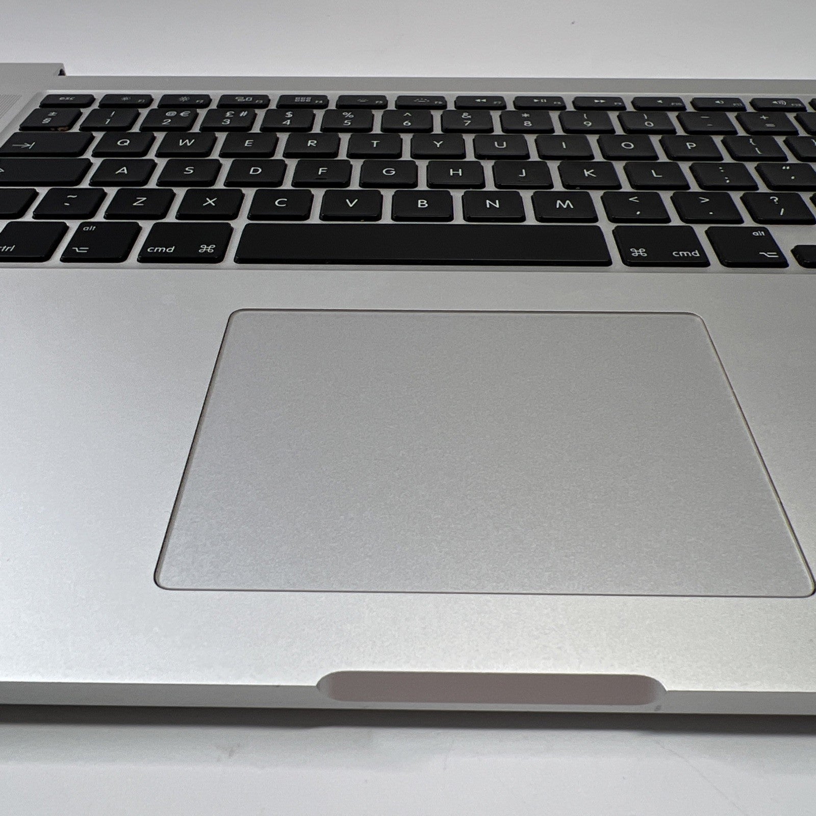 Macbook Pro Retina A1398 15" Mid 2015 Palmrest UK Keyboard Touchpad Silver