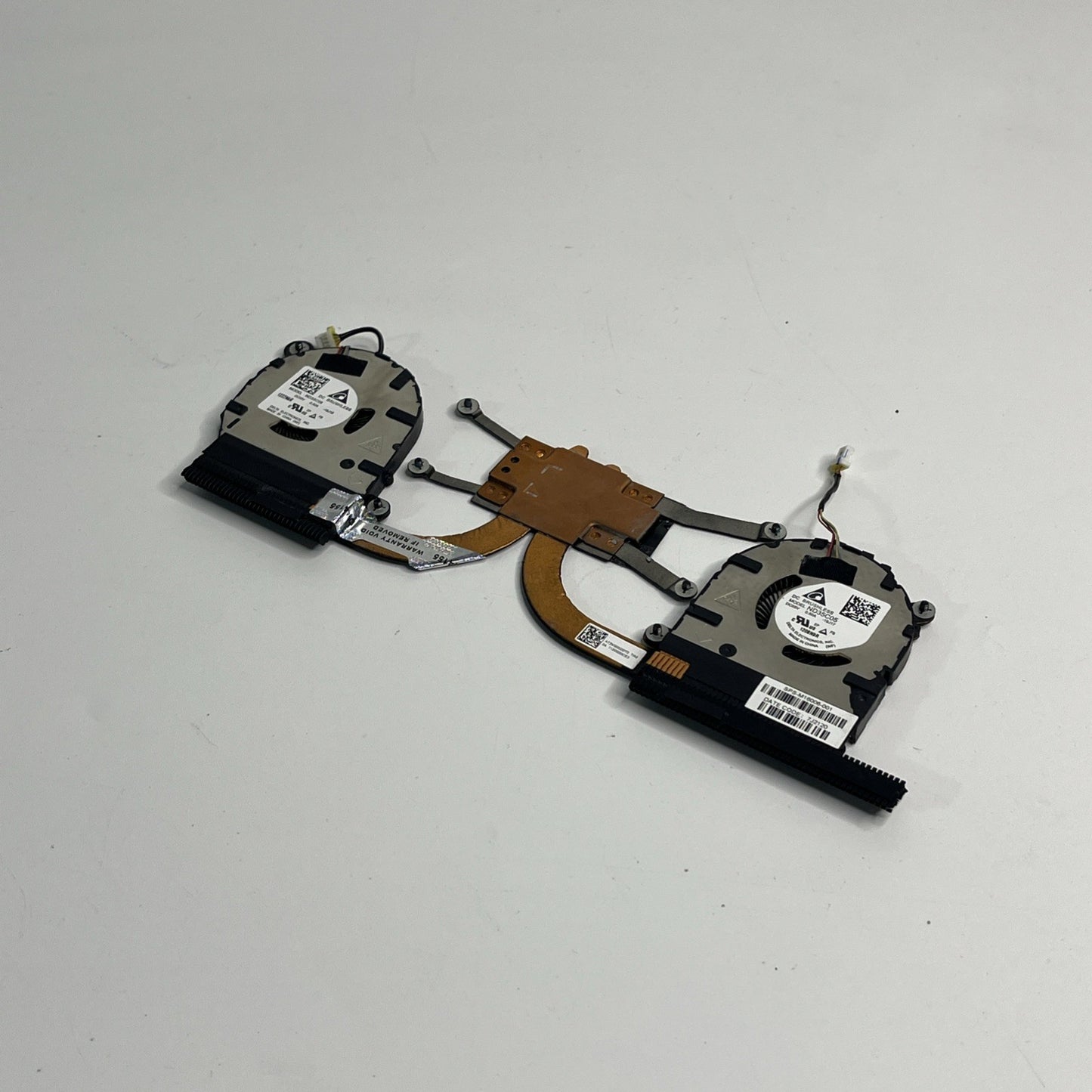 Genuine For HP EliteBook x360 1040 G7 CPU Heatsink Cooling Fan M16006-001