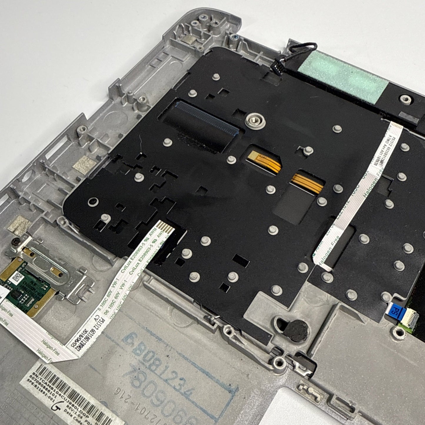 Genuine HP EliteBook 820 G3 Palmrest UK Keyboard 821692-001 Silver