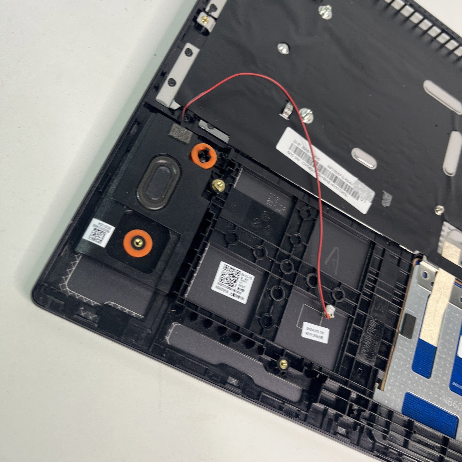 Samsung Galaxy Book3 NP750XFG Complete Palmrest &Speaker Missing Keys. #G B