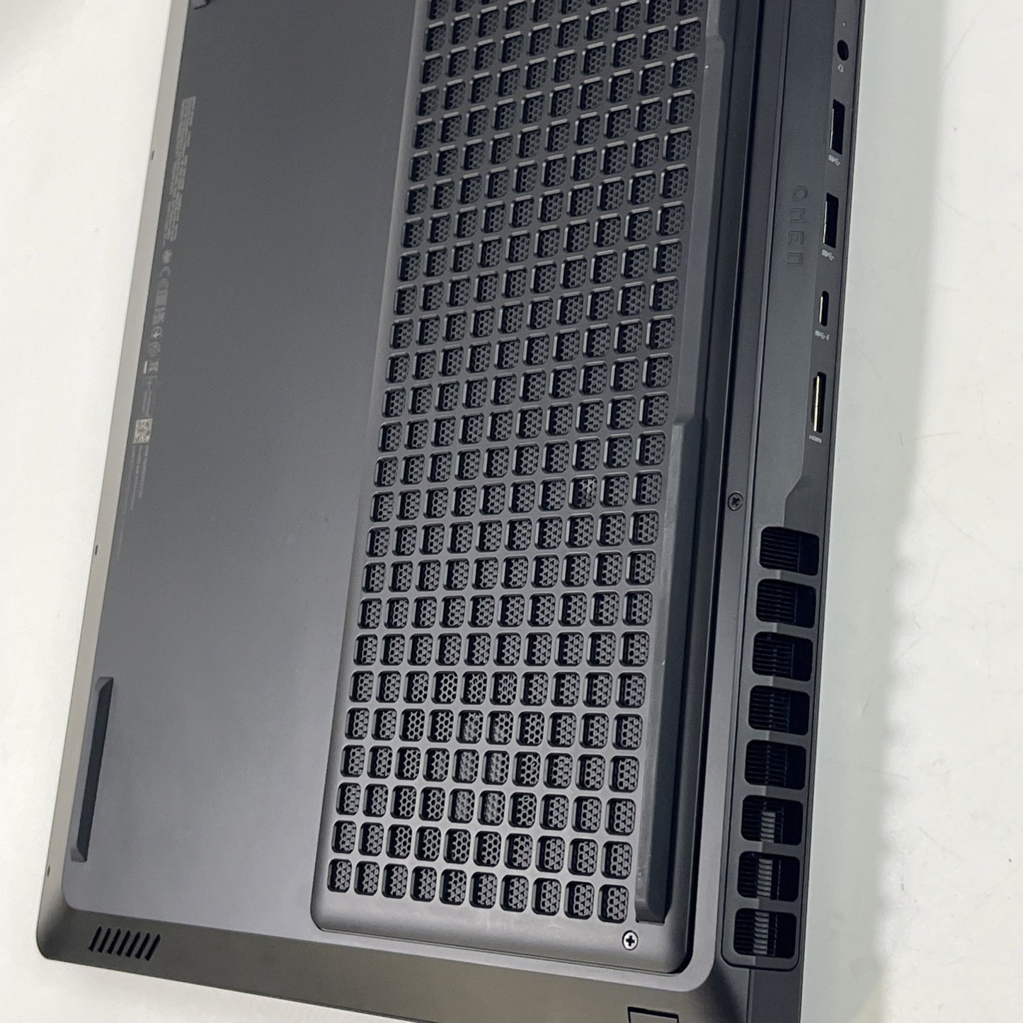HP Omen 17-db0016sa Gaming Laptop AMD Ryzen 7-8845HS 16 GB RAM 1TB SSD RTX 4050