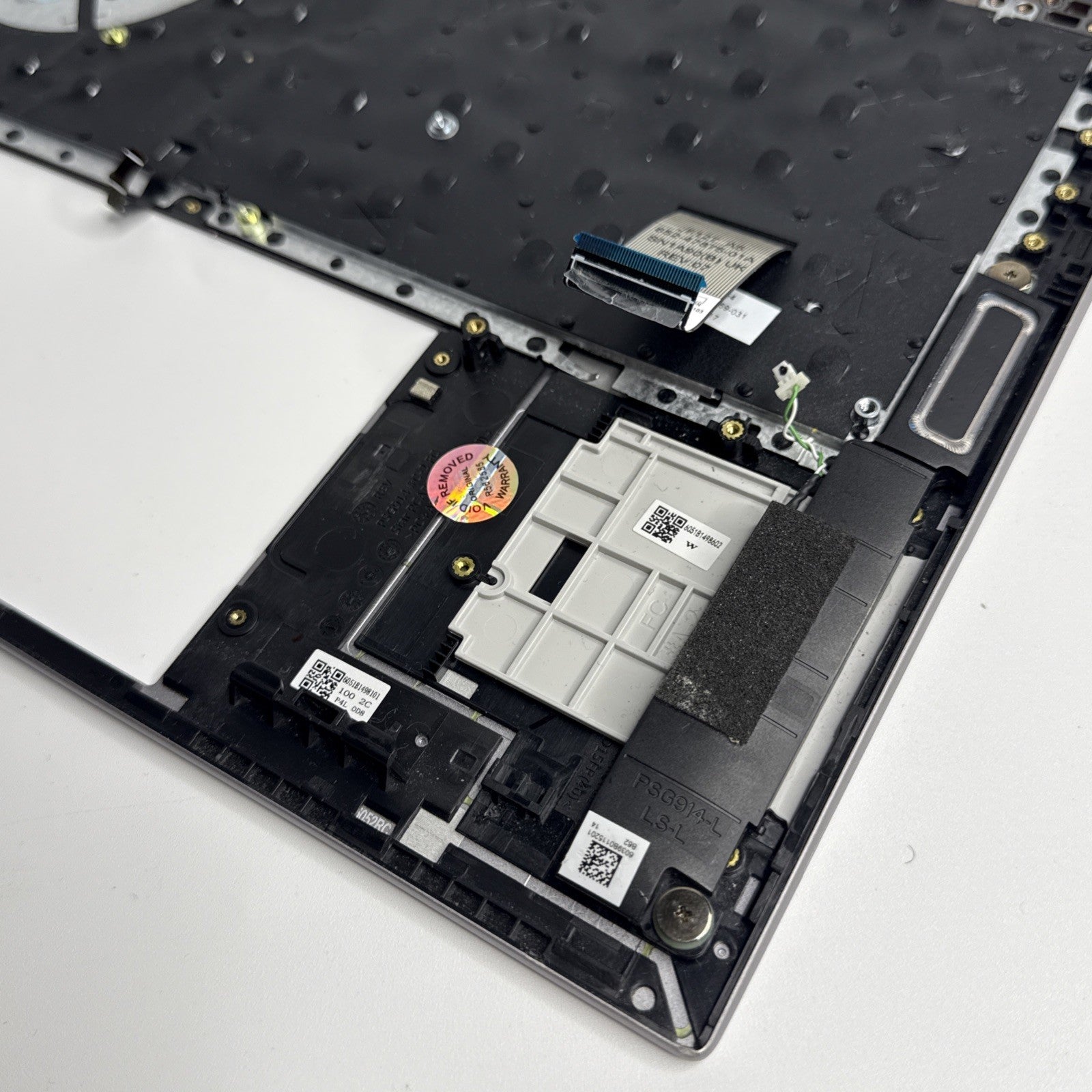 HP Zbook Firefly 14 G10 Palmrest Assembly UK Keyboard Speakers USB Board