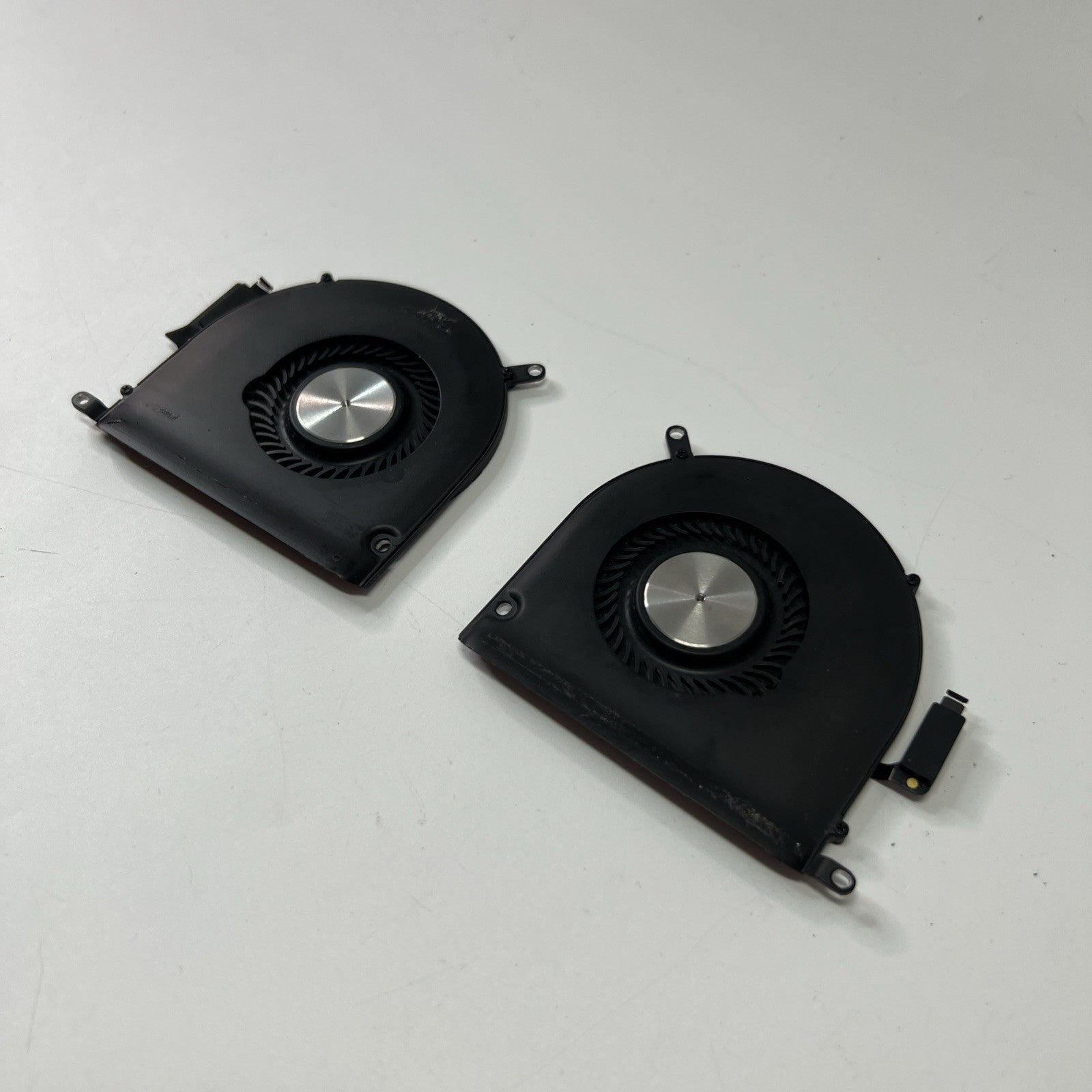 MacBook Pro Retina 15” A1398 Mid 2015 CPU Cooling Fans( Right & Left)