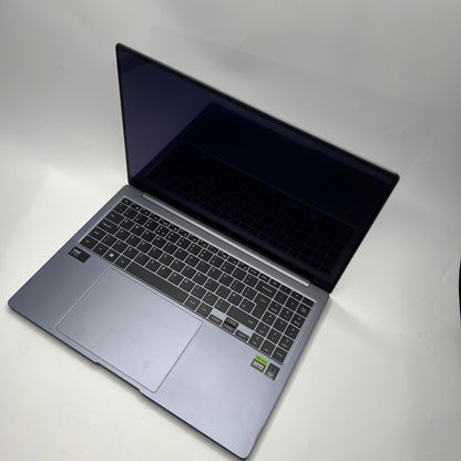SAMSUNG Galaxy Book4 pro 16" Intel Core Ultra 7 1TB SSD 16GB AMOLED RTX 4050