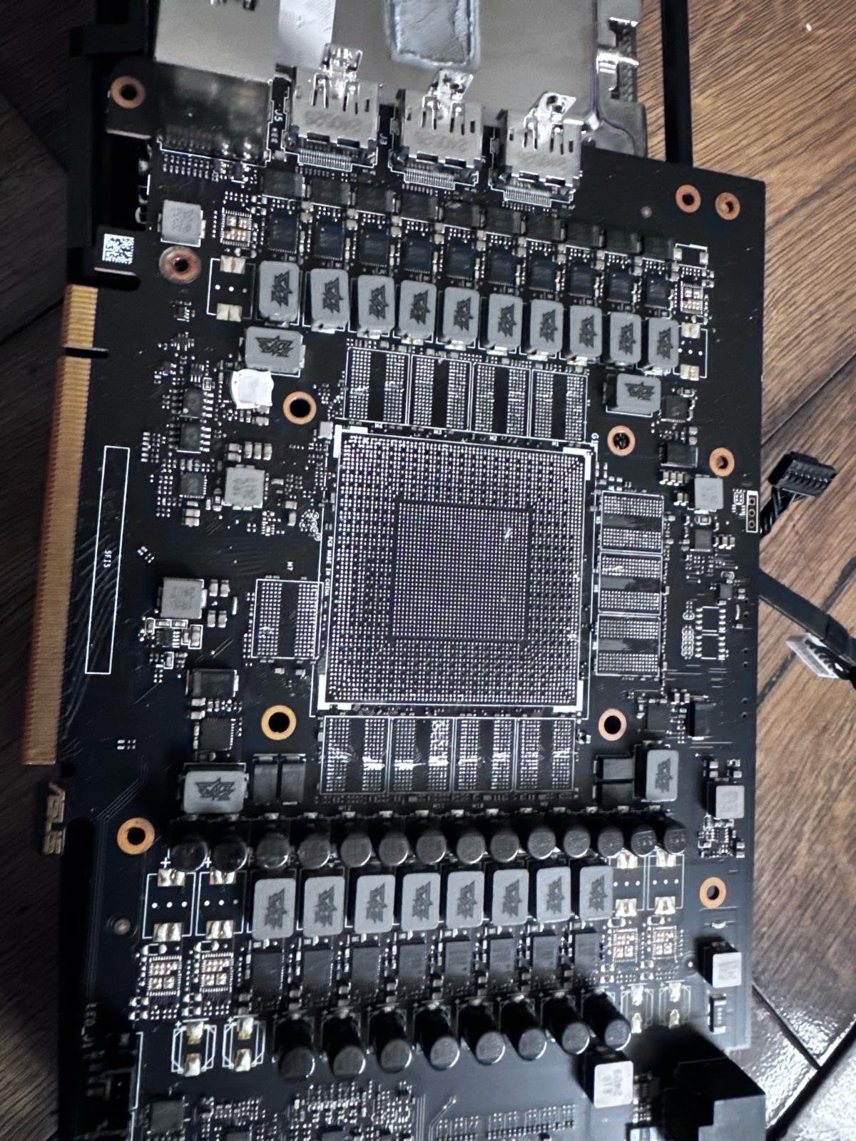 ASUS ROG GeForce RTX 4090 Super GT |||   16GB GDDR6X Graphics Card.(no GPU,RAM)