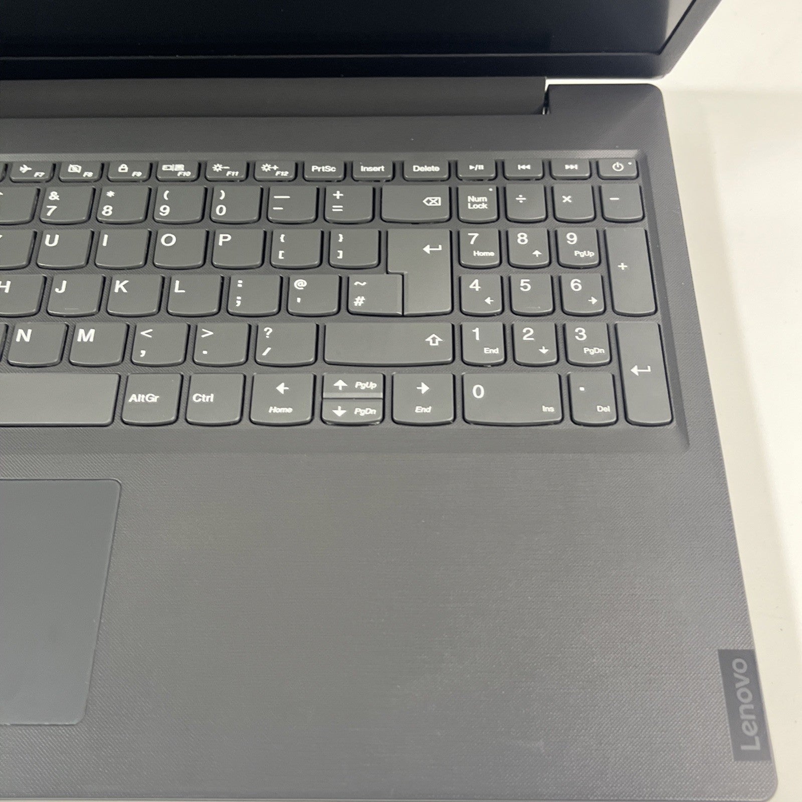 Lenovo V Series V15 15API  Windows 11 Laptop AMD Ryzen 5 3500U 8GB RAM 256GB SSD