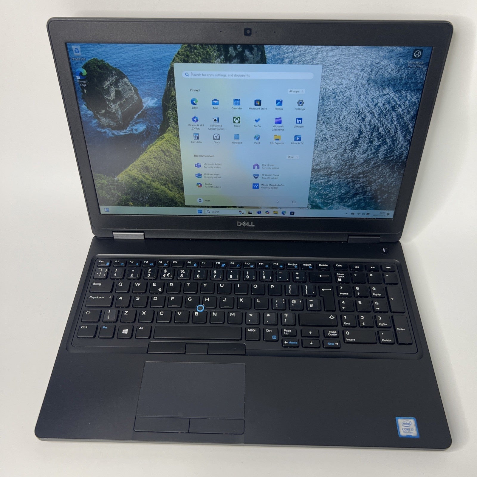Dell Latitude 5590 Intel Core  i7-8650U 16Gb 512Gb SSD FHD Windows 11 Pro Laptop