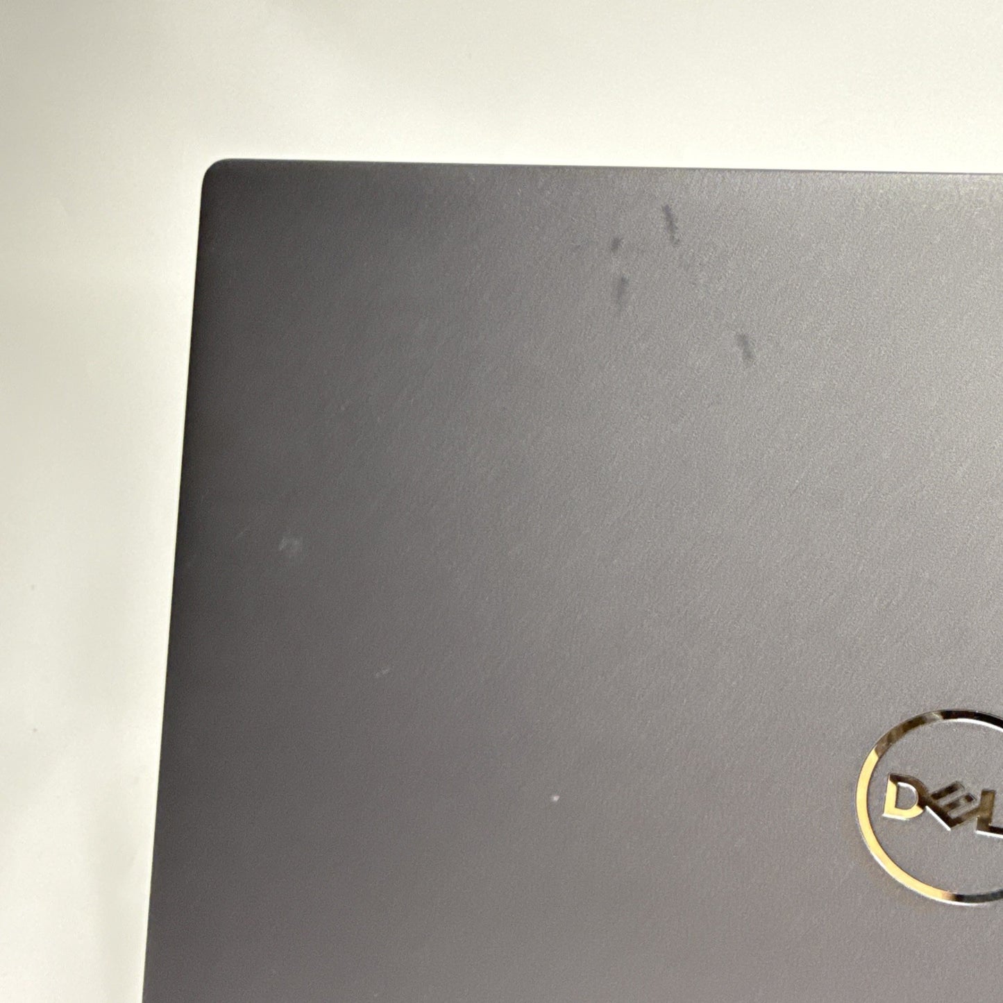 Dell Latitude 3410 FHD Intel Core i5-10310U 8GB 256GB SSD Windows 11 Laptop
