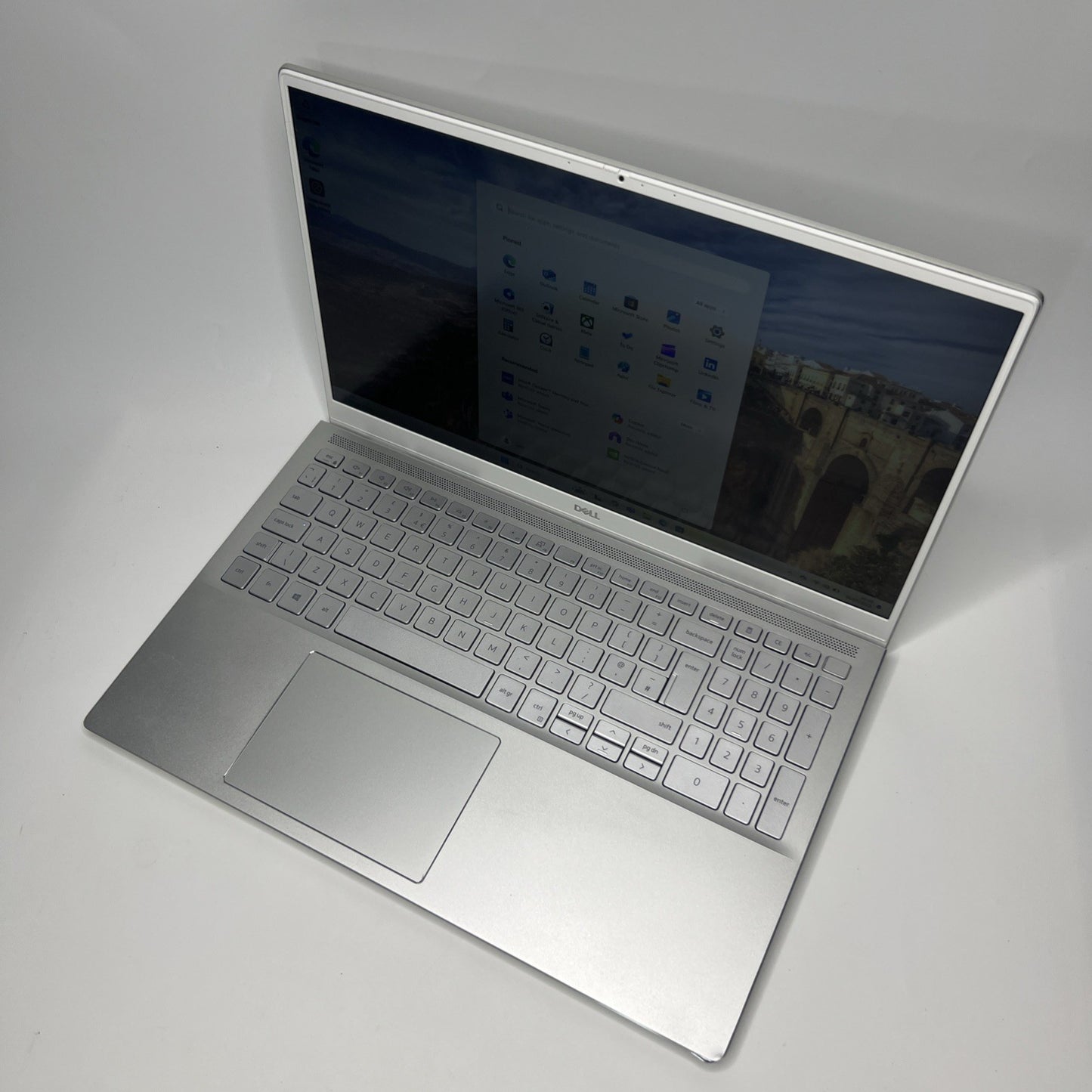 Dell Inspiron 15 7501 15.6” FHD Laptop i7-10750H 16GB RAM 512GB SSD GTX 1650 Ti