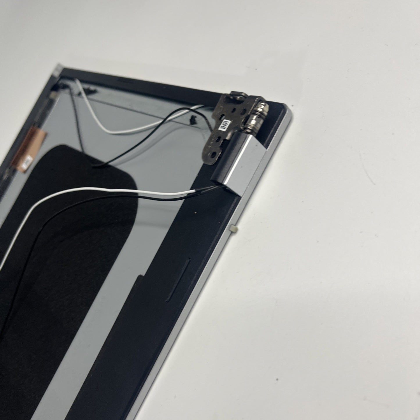 Acer Aspire A315-24P  LCD Cover Rear Back Housing And Bezel Silver Ap3z000102