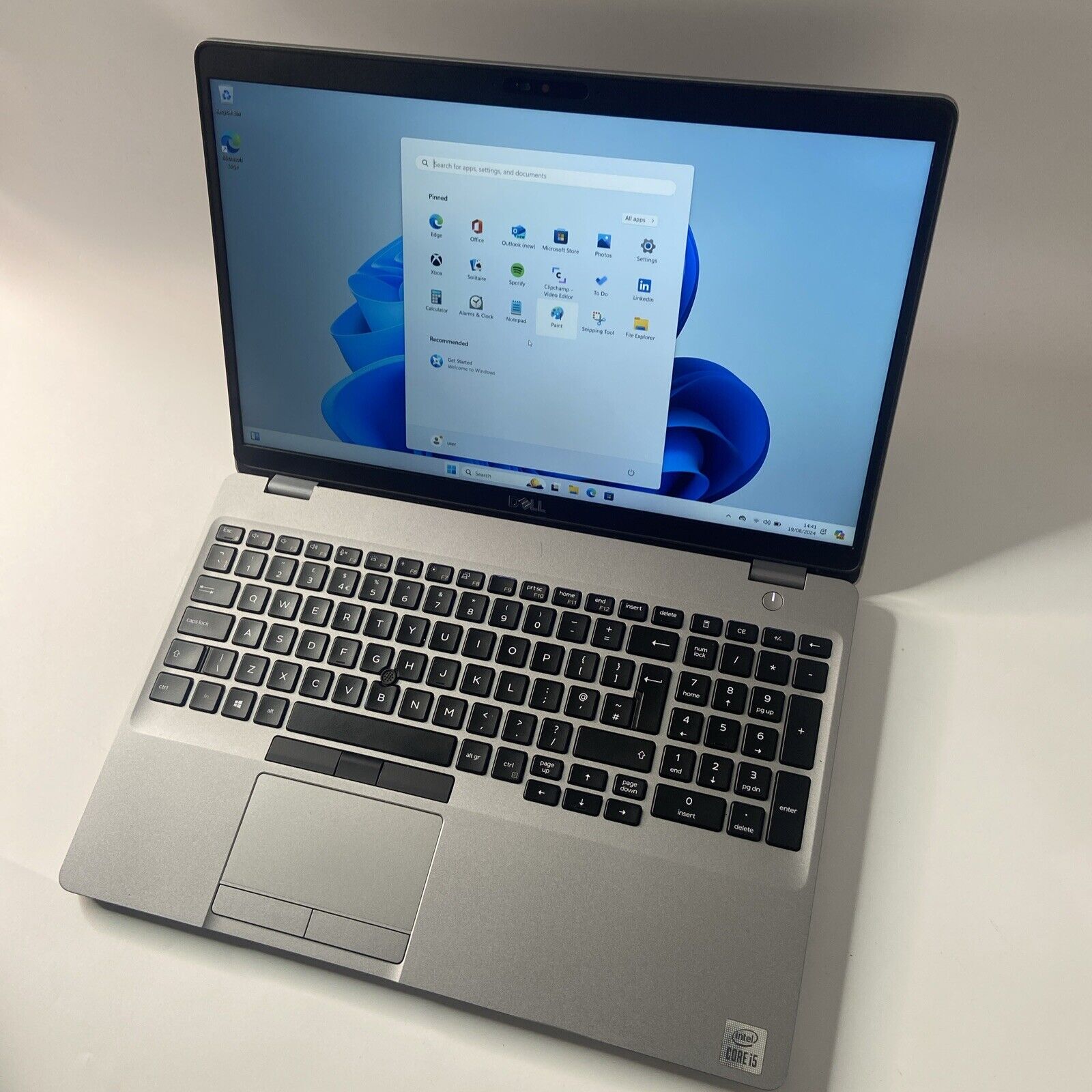 Dell Latitude 5510 15.6" i5-10310U 10th Gen 16GB RAM 256GB SSD Windows 11 Pro