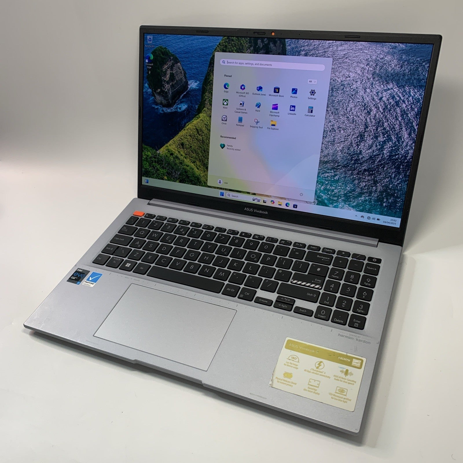 ASUS Vivobook S15 K3502ZA 15.6 OLED Laptop Intel i7-12700H 16GB RAM 256GB SSD