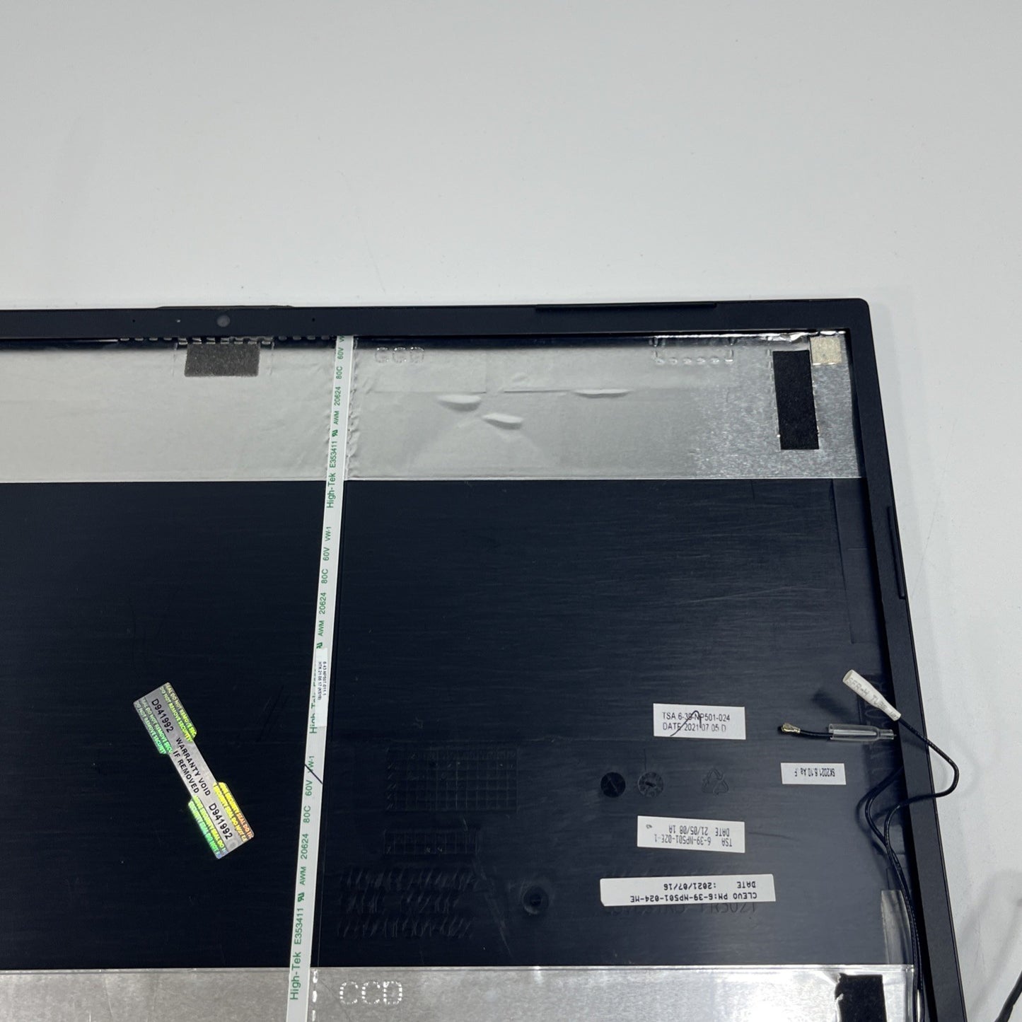 Genuine Black Medion Erazer E10  Top Lid ,webcam & Bezel Grade A NP501