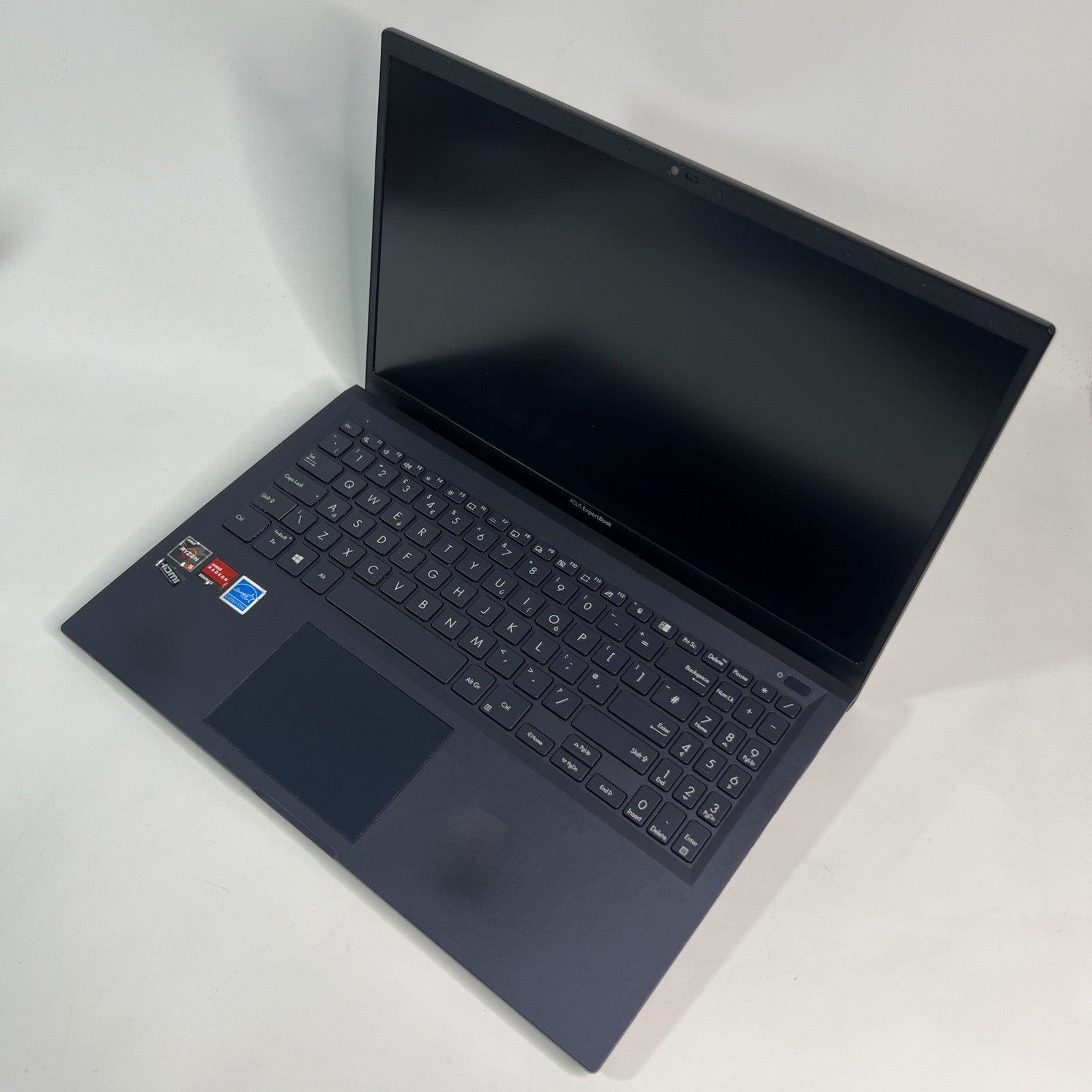 ASUS ExpertBook L1500CD 15.6" Laptop AMD Ryzen 5 3500U 8GB RAM 256GB SSD