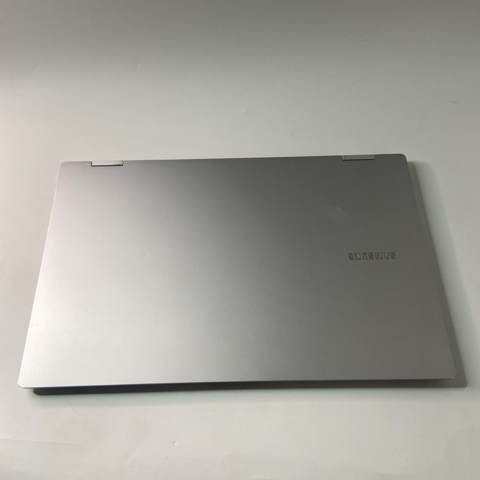 Samsung Galaxy Book2 Pro 360 15.6" Intel Core i7- 1260P 256GB SSD 16GB RAM