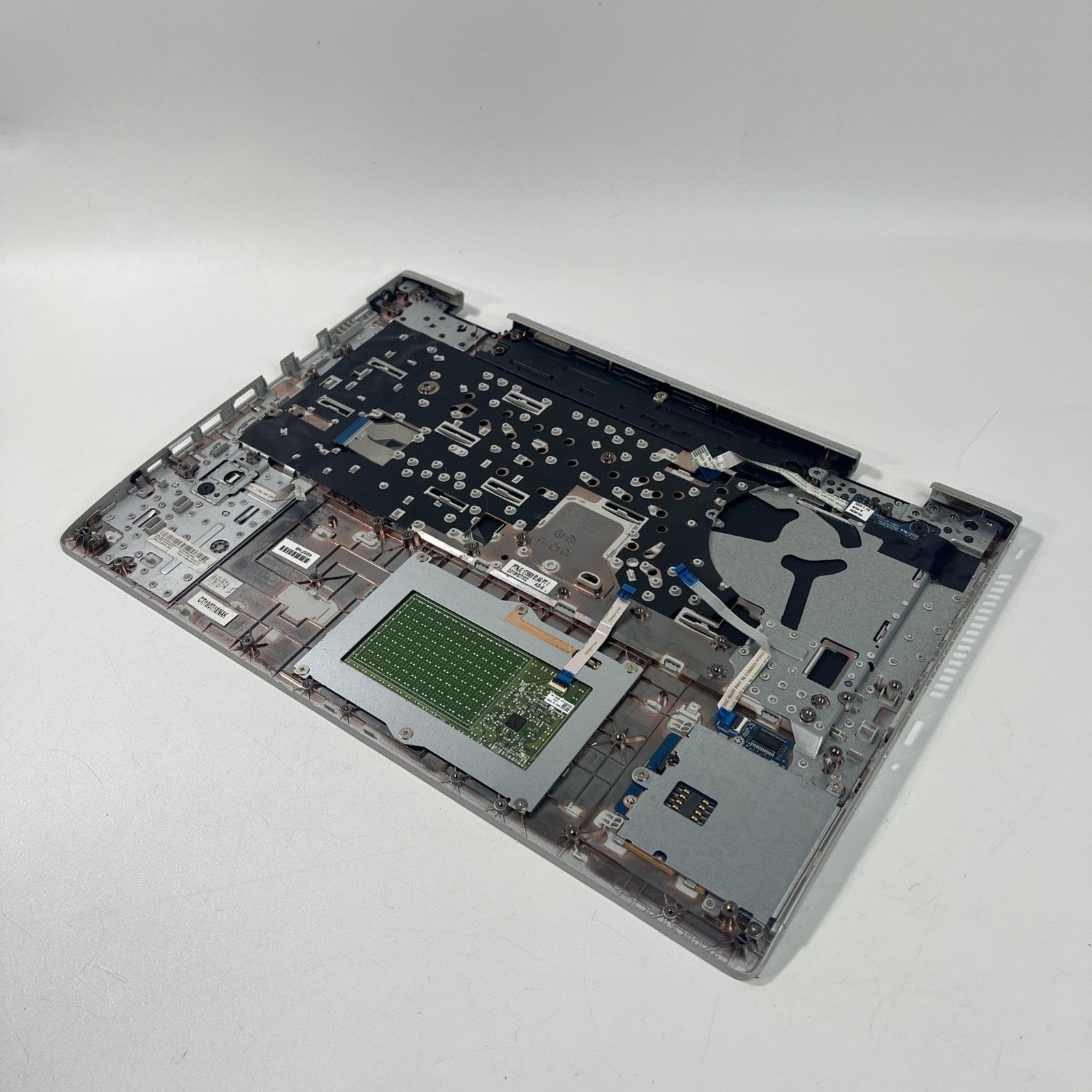 Genuine Silver Hp Probook 640 G5 Palmrest And Touchpad 4BSFN0. Bit Cracked