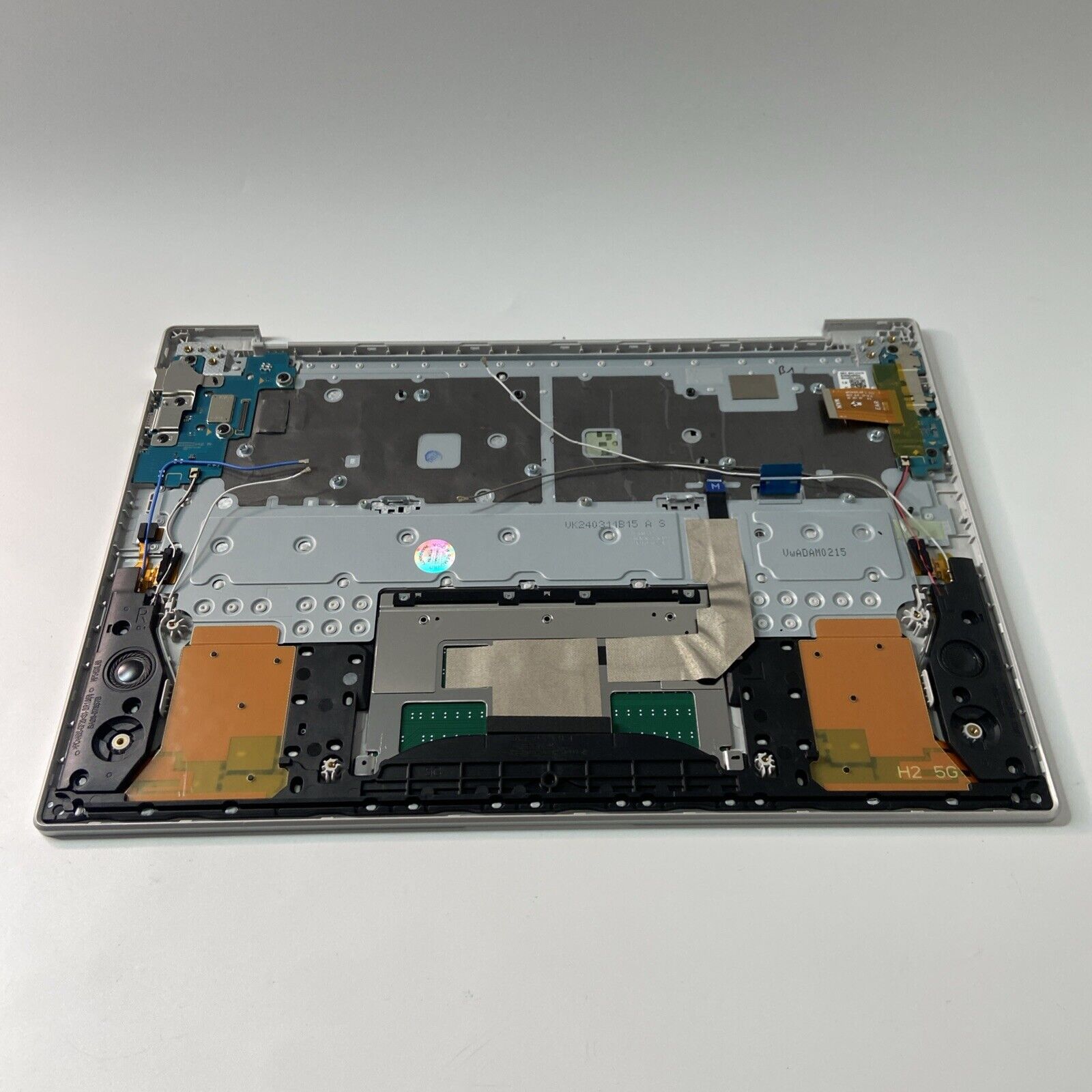 Samsung Galaxy Book NP345XNA NP345 NP340 Complete Palmrest Assembly UK Keyboard