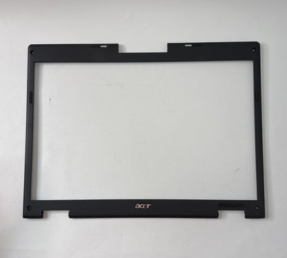 Genuine Acer Screen Bezel 60.ABHV5.008 AP008002300