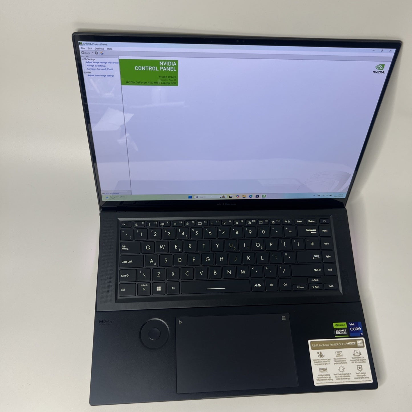ASUS Zenbook Pro 16 UX7602BZ OLED Intel Core i9-13905H RTX 4080 32GB RAM 1TB SSD