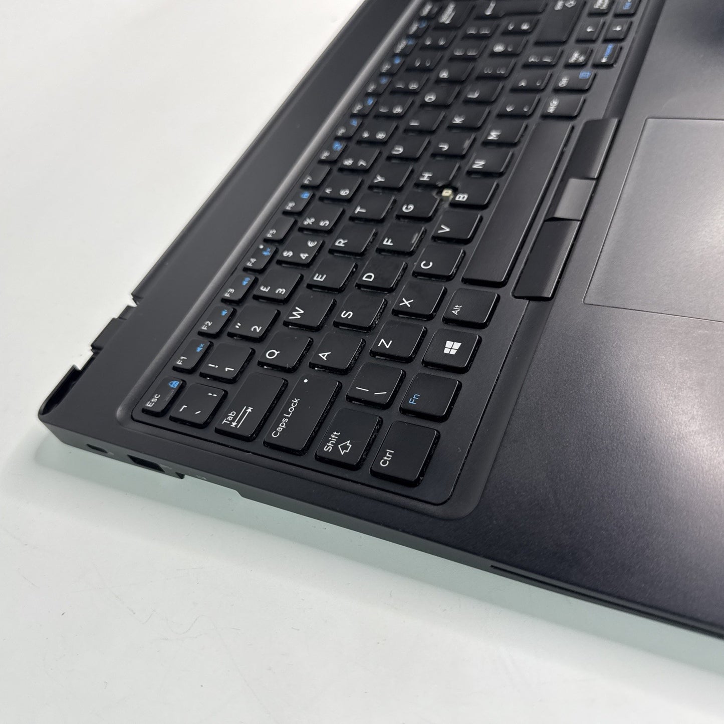 Genuine Dell Latitude 5590 Palmrest,speaker & Keyboard I Key Missing