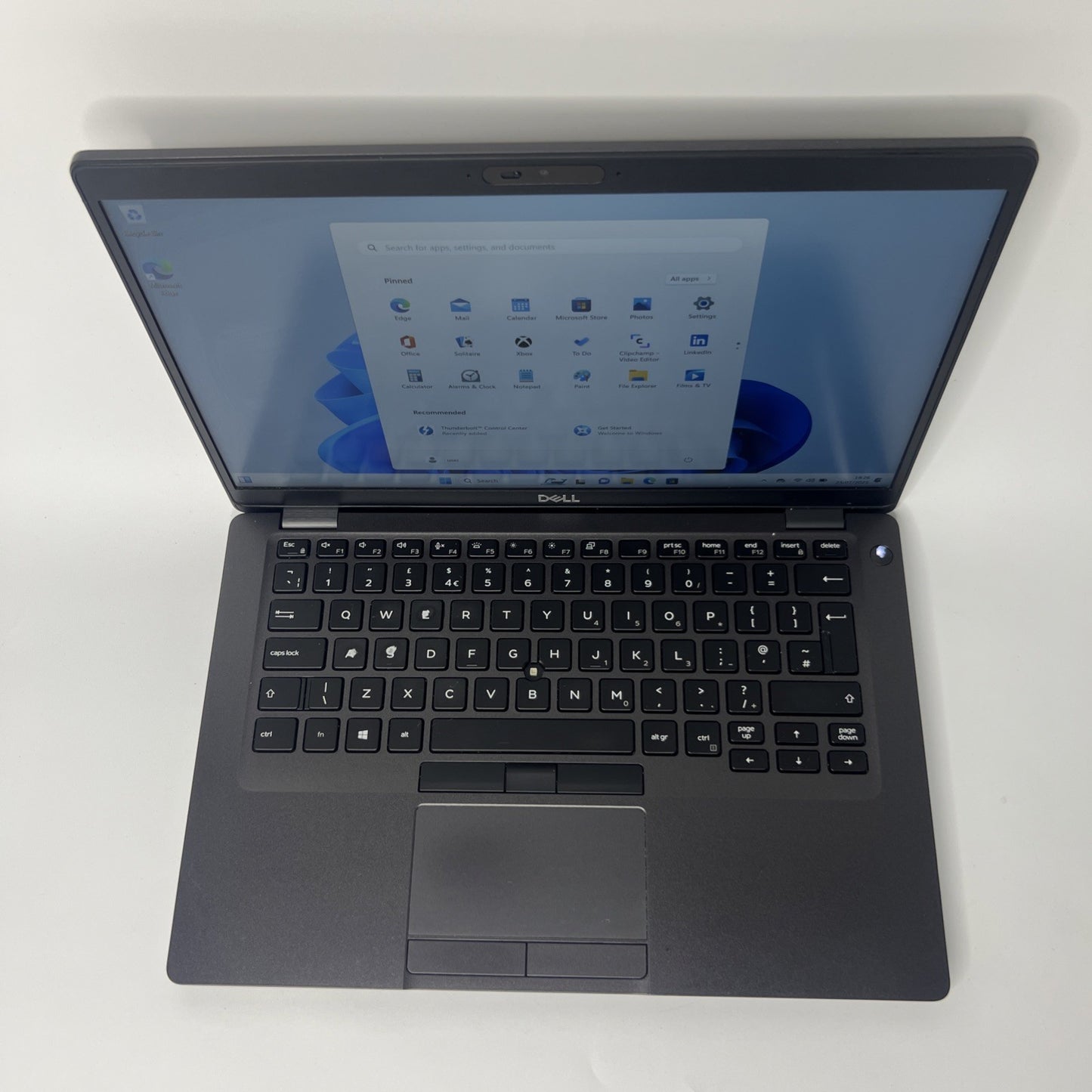 Dell Latitude 5400 i5-8665U 8th Gen 16GB Ram 512GB SSD 14.0" FHD Window 11