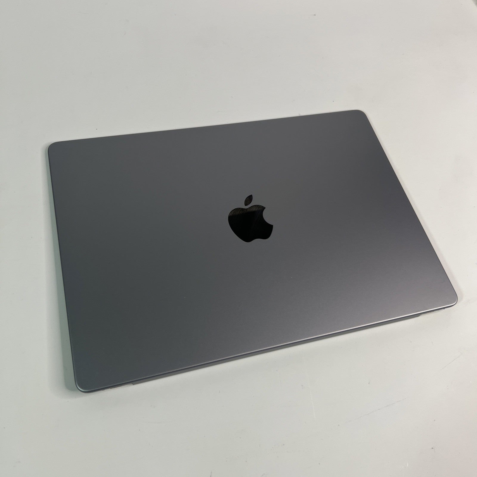Apple MacBook Pro 14" A2442 EMC 3650 LCD Screen  Assembly – Space Grey – Grade A