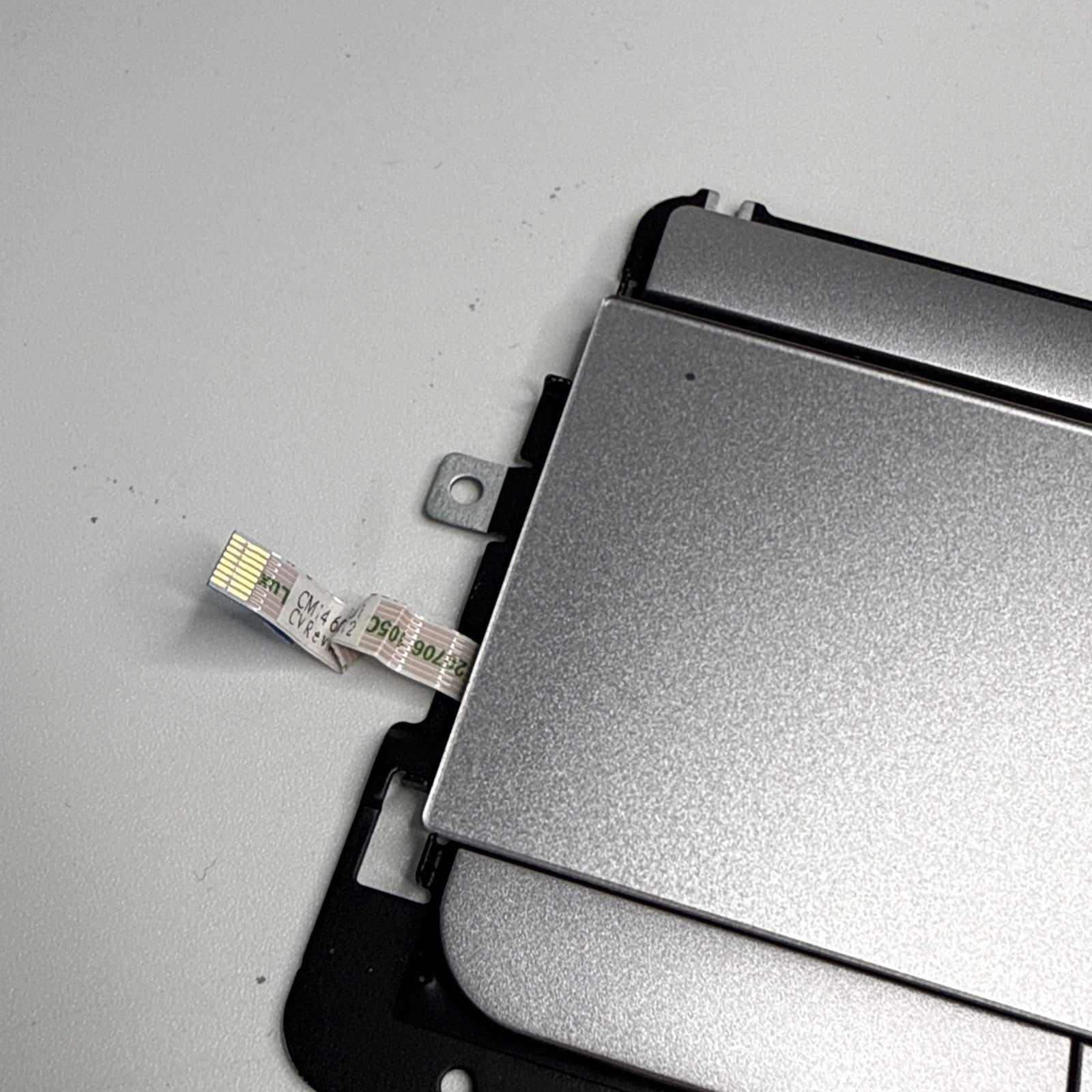Genuine HP EliteBook 820 G3 Trackpad Touchpad Buttons Flex Cable + Screws