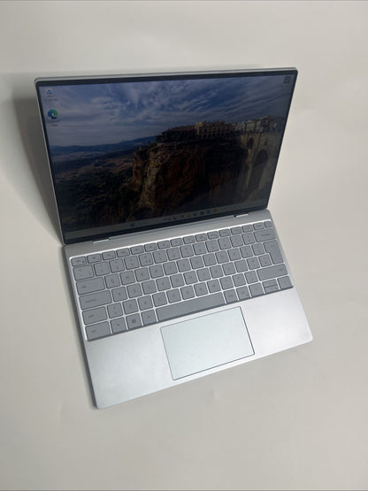 Dell XPS 9315 Core i7-1250U 16GB 512GB SSD Touchscreen Ultrabook Laptop Win 11