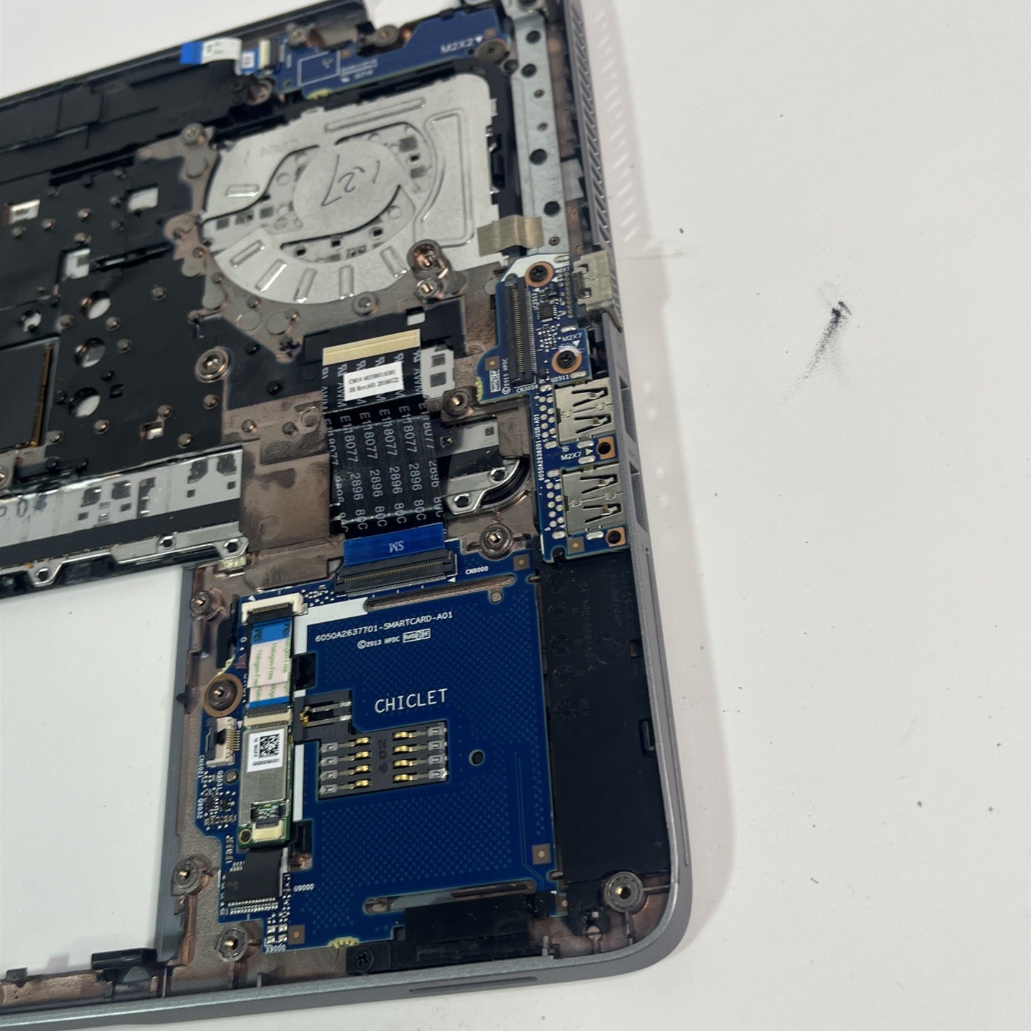 HP Elitebook 840 G5 Palmrest Assembly UK Keyboard 730964-001