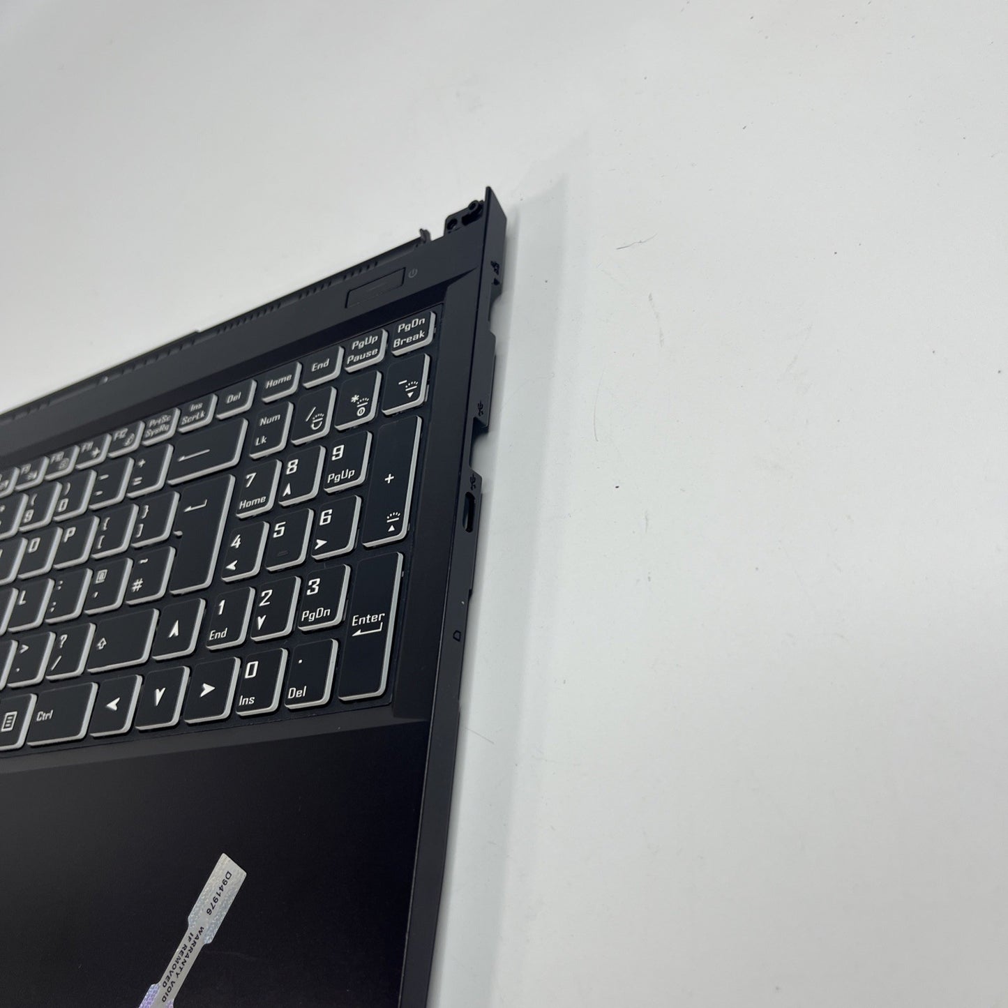 Genuine Black Medion Erazer E10 Palmrest ,keyboard, Speakers & Touchpad, NP502