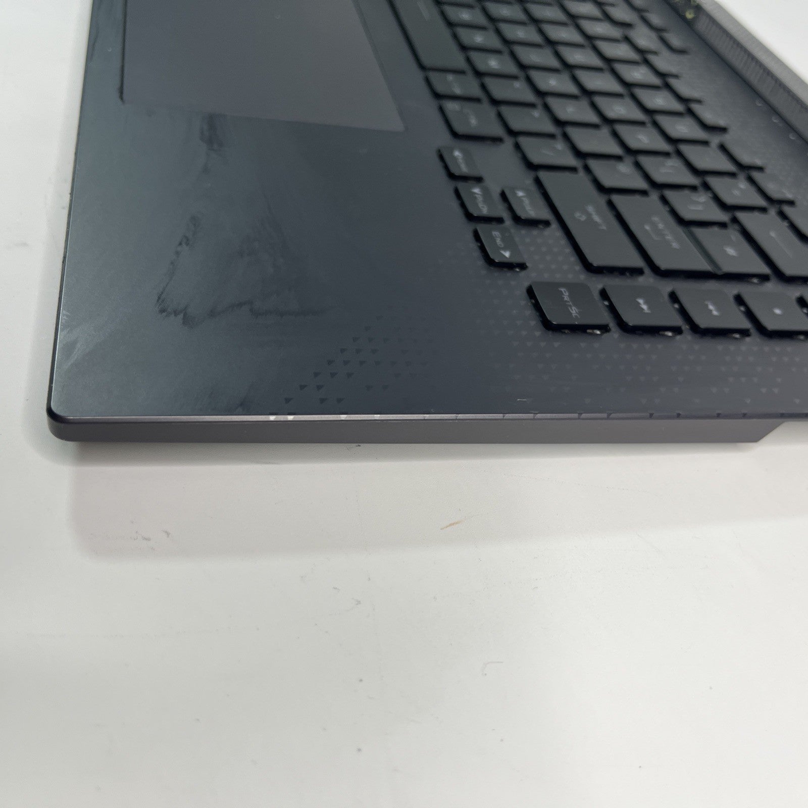 Genuine Black Asus ROG Strix G15 G513R Palmrest , Speakers & Touchpad 6070B2003