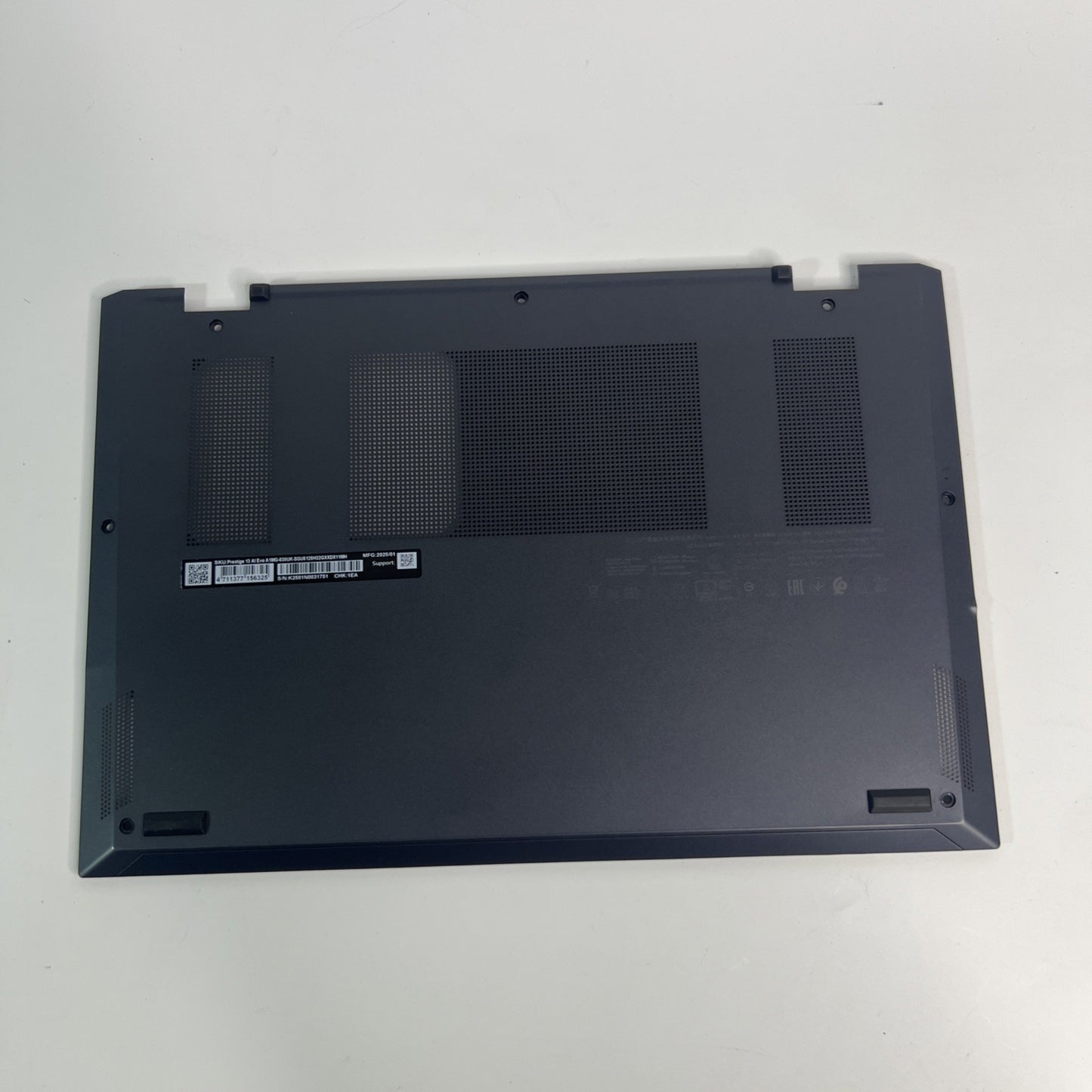MSI Prestige 13 AI EVO A1MG Base Cover Bottom Case Black 307-3Q2D411 Grade B