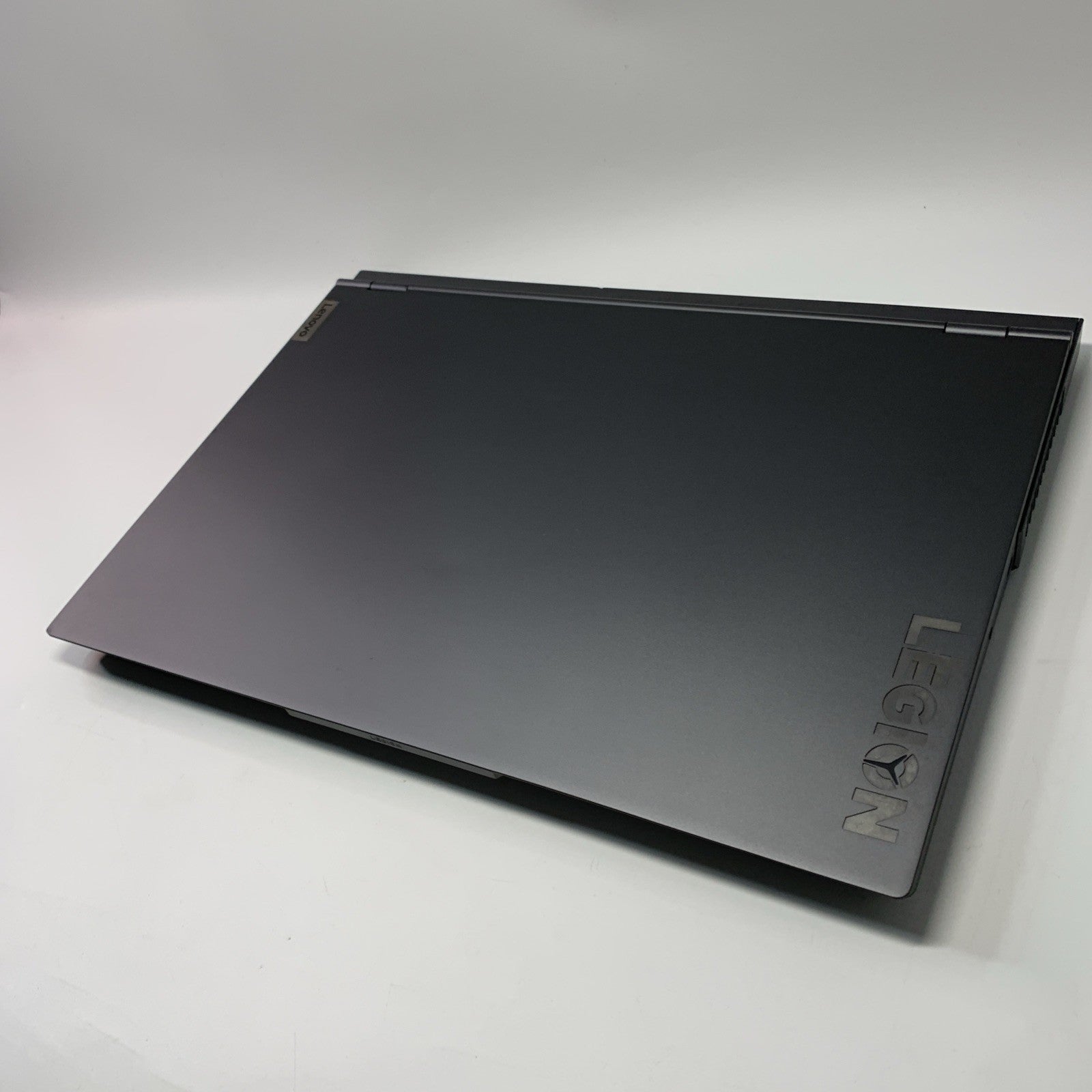 Lenovo Legion 7  16ACHg6 AMD Ryzen 7 5800H 256GB SSD 16GB RAM RTX 3060 Win 11