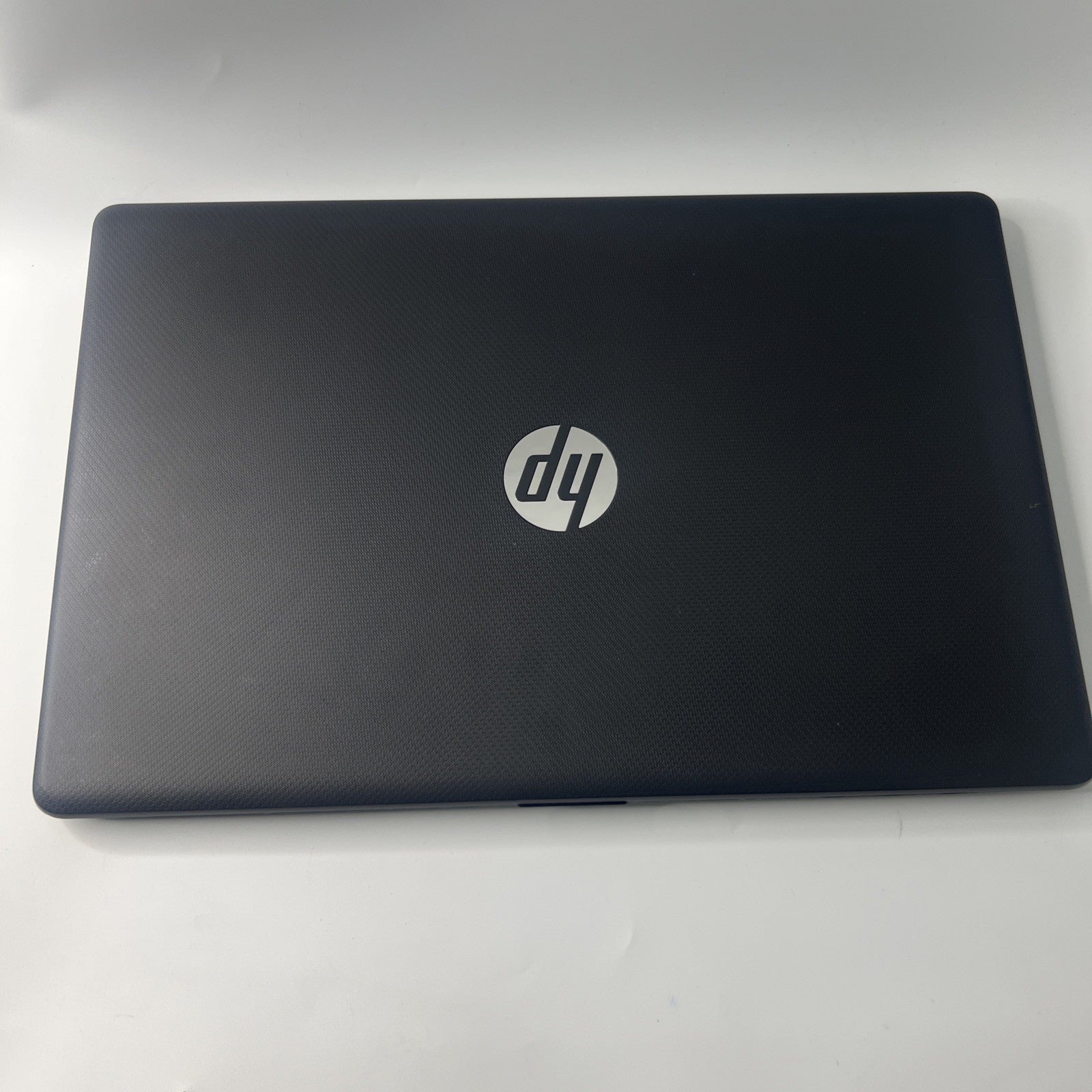 HP 17-BY0XXX 17.3” Laptop Intel Pentium 4417U 4GB RAM 1TB HDD Windows 10