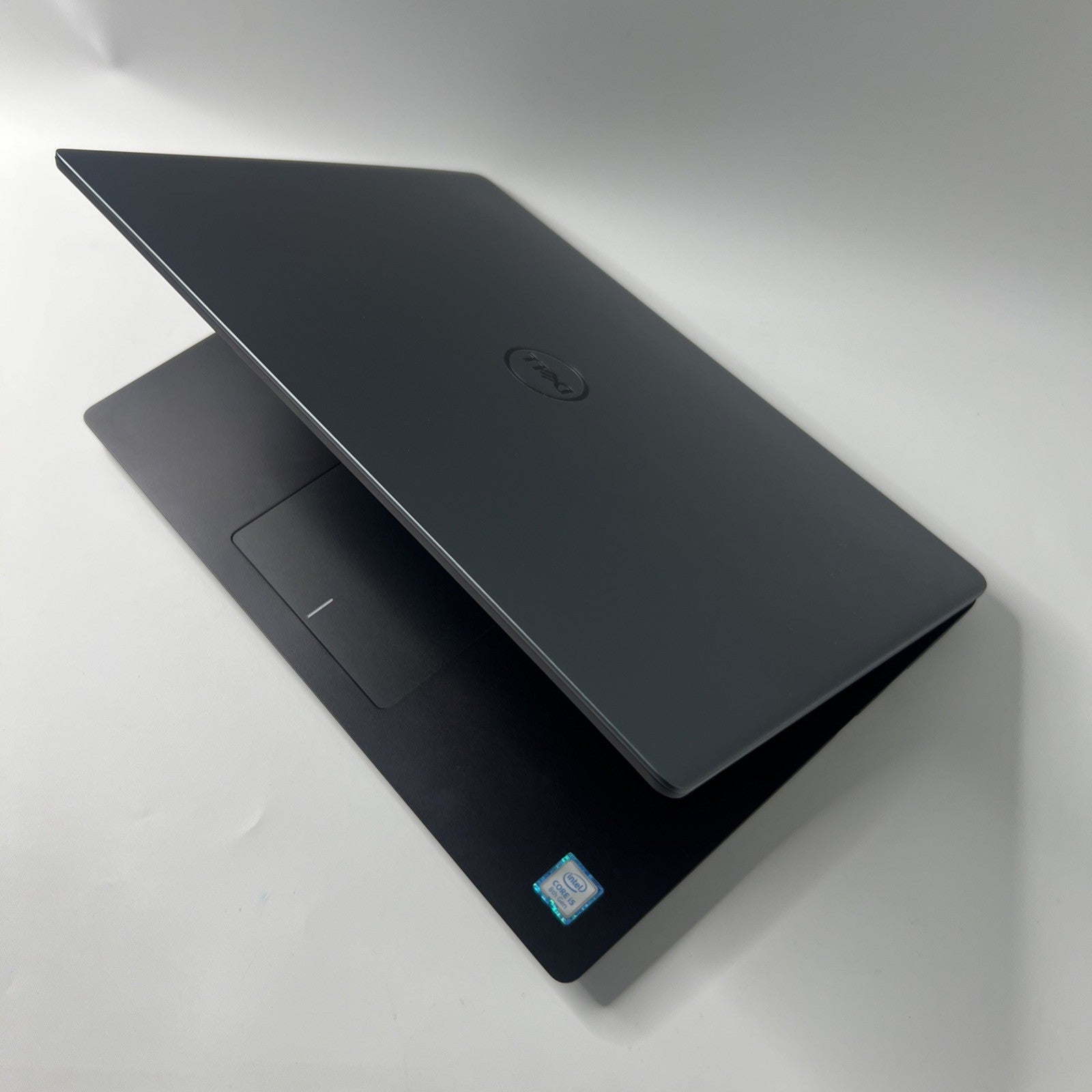 Dell Vostro 14 5481 Core i5-8265U 16GB Ram 256GB SSD FHD Windows 11 Pro Laptop