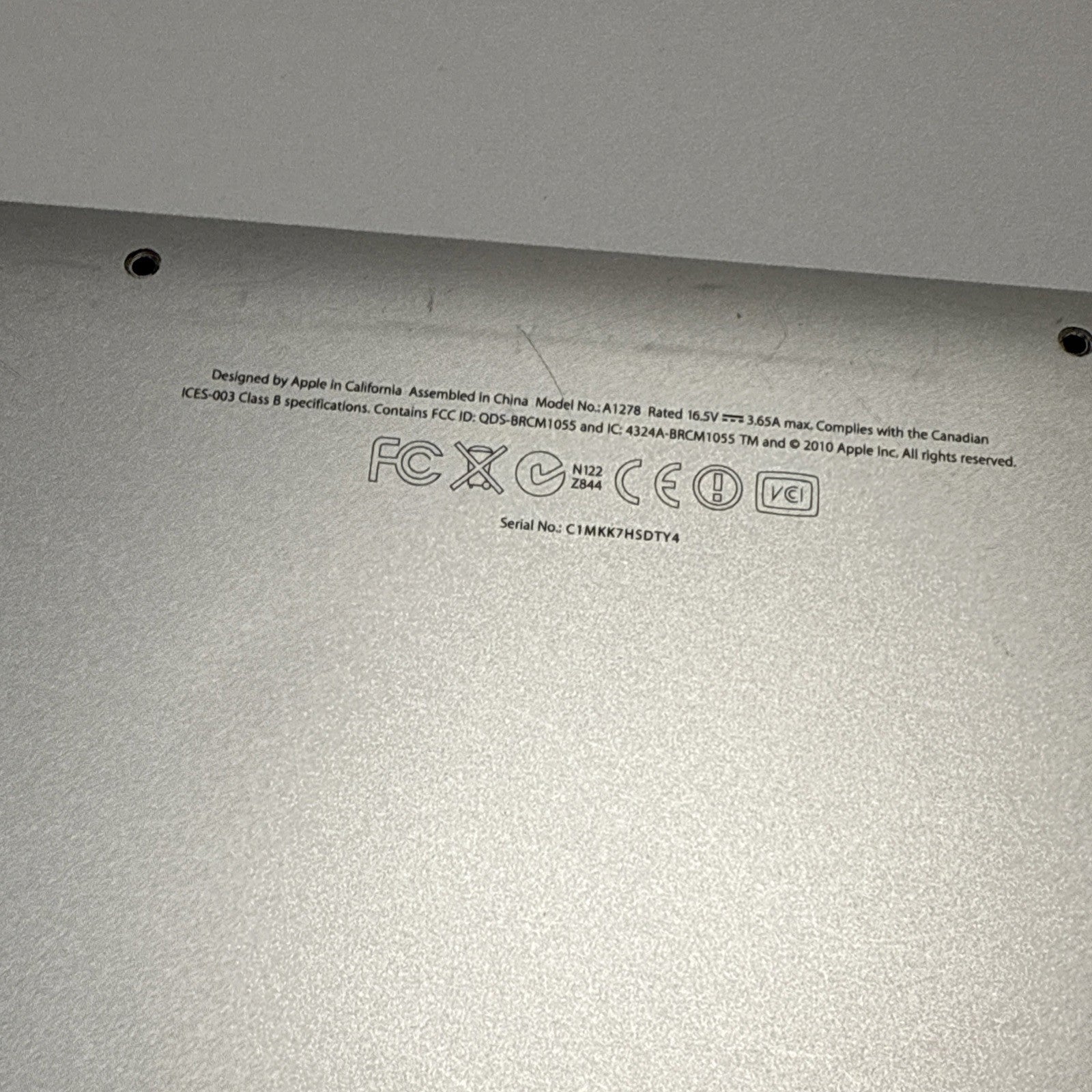 APPLE MACBOOK PRO A1278 13” MID 2010 2011 2012 BOTTOM CASE -NO RUBBERS (GRADE C)
