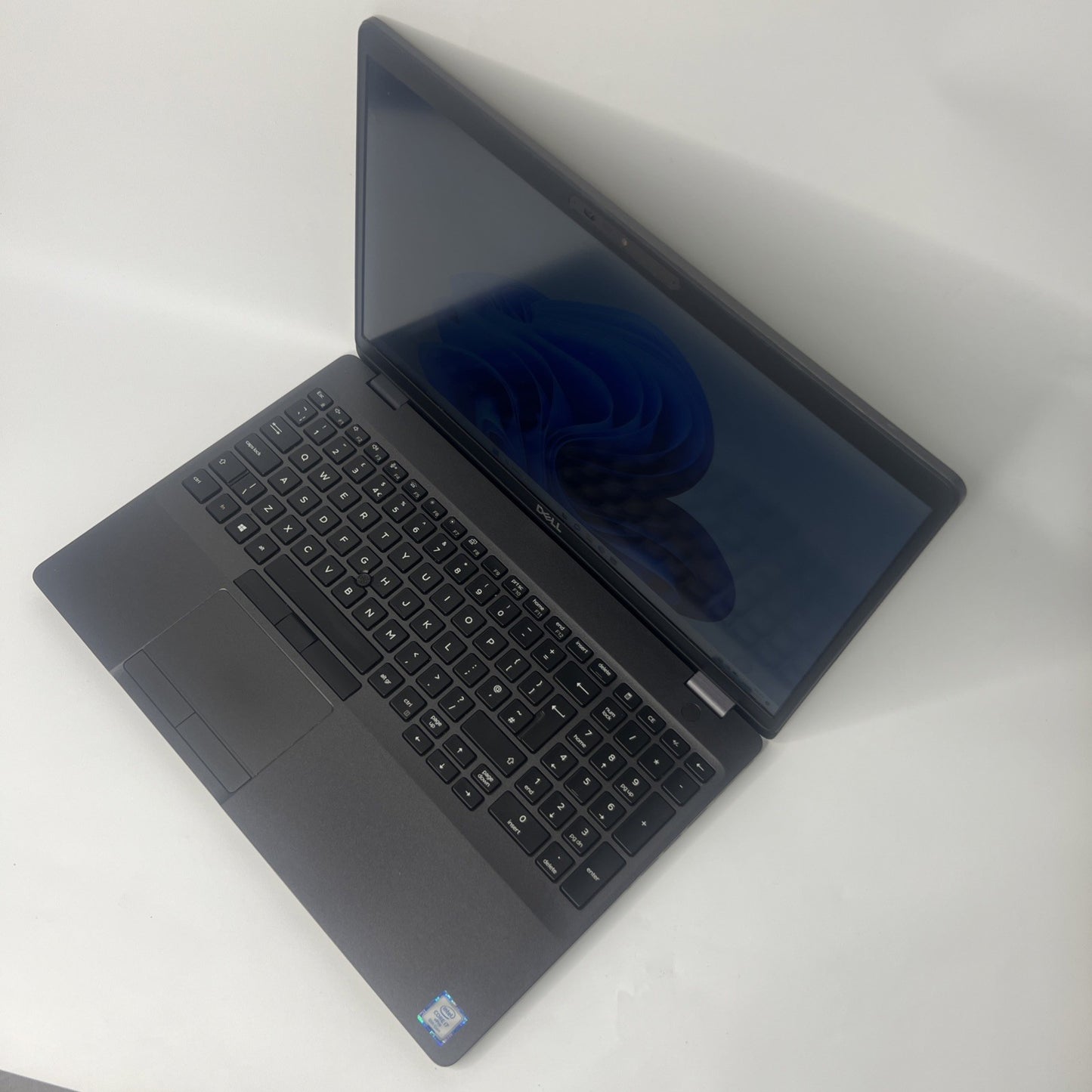 Dell Latitude 5500 Laptop  Core  i7-8665U 16GB RAM 256GB SSD Windows 11