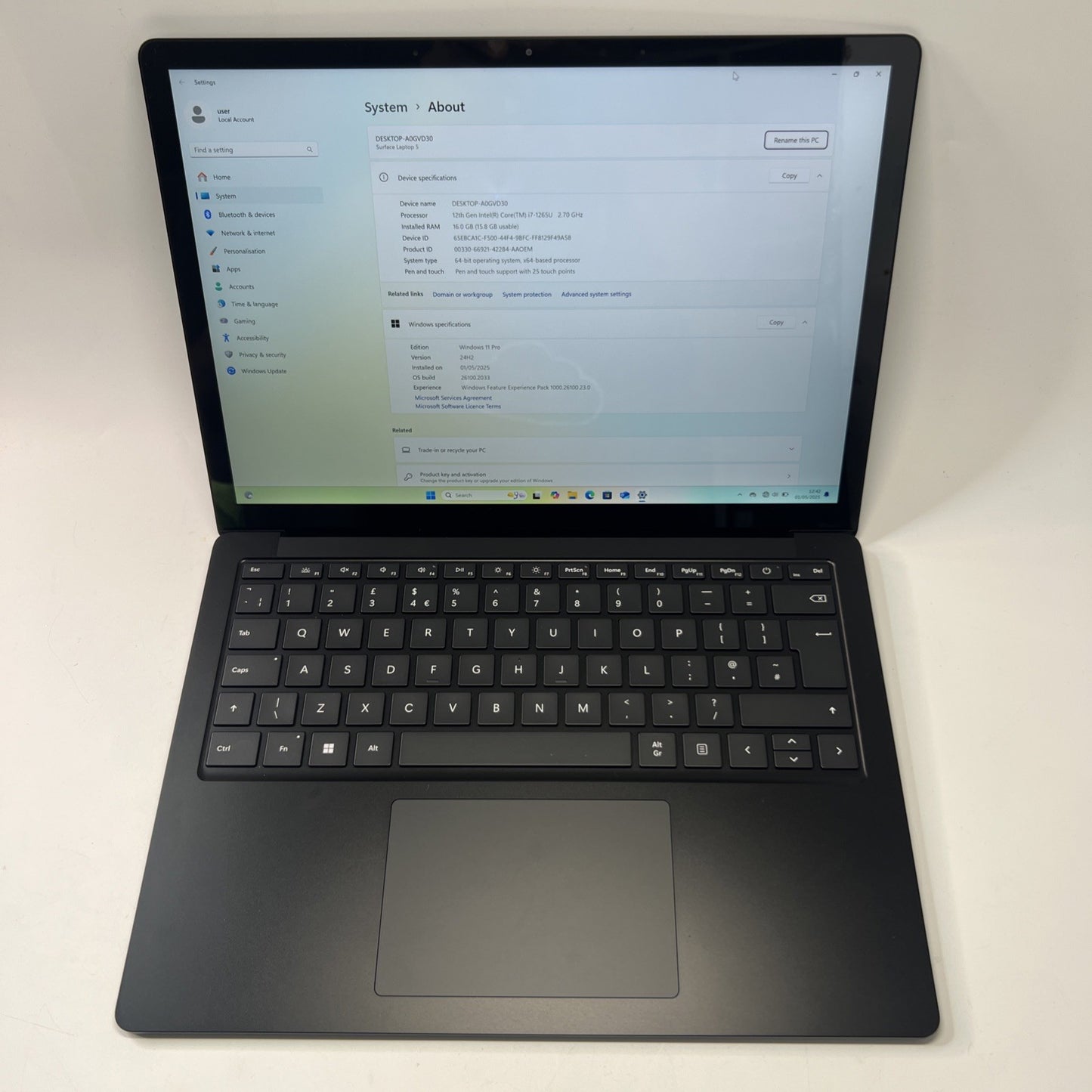 Microsoft Surface Laptop 5 13.5" Touchscreen Intel i7-1265U 8GB RAM 256GB SSD