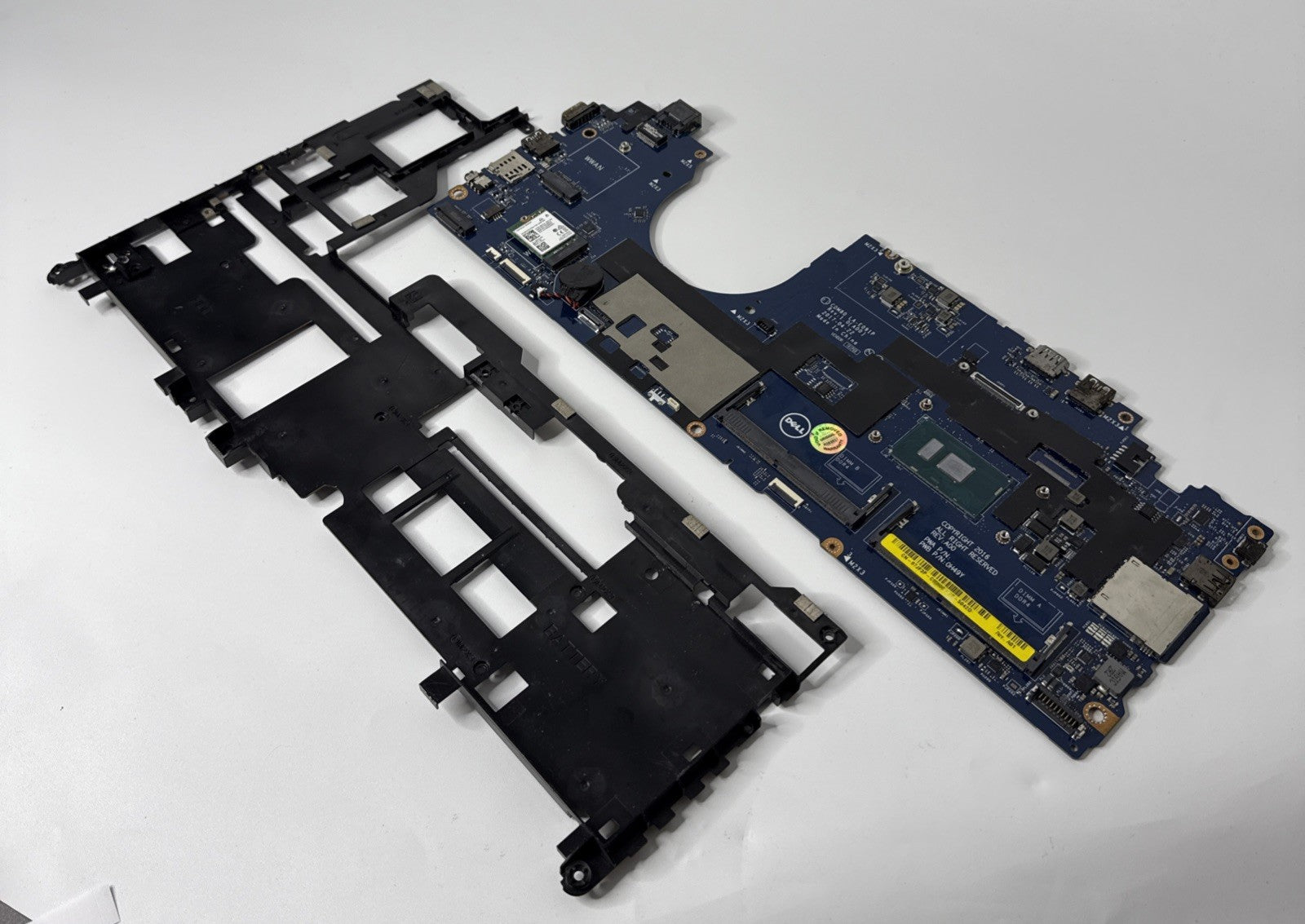 Genuine Dell Latitude 5580 i5-7300U CPU Motherboard w/ Chassis