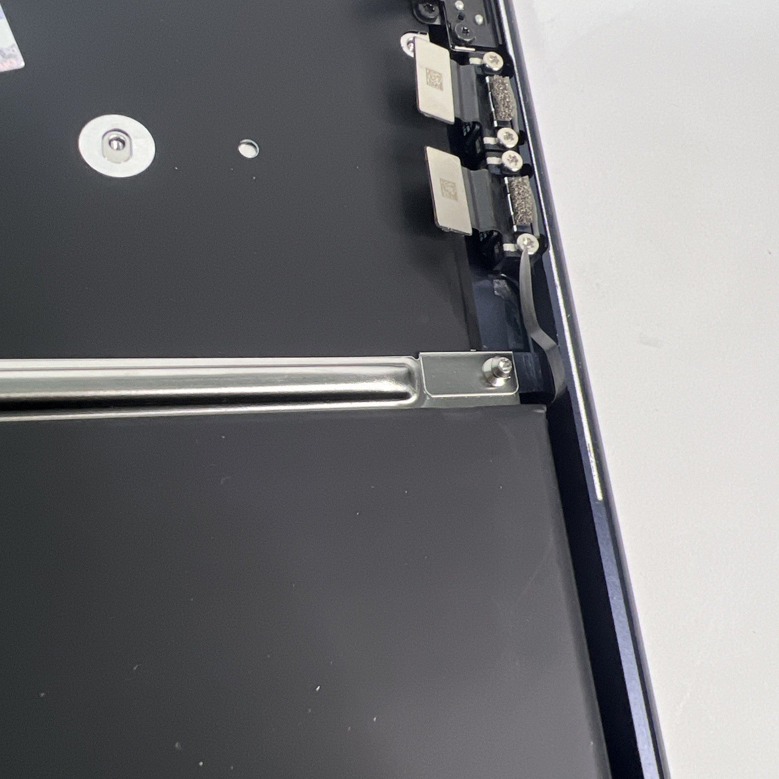 Apple MacBook Air 13" A3240 (2025 M4) Palmrest Midnight  Read Description