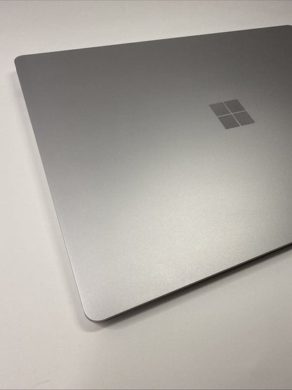 Microsoft Surface Laptop 4 13.5" Inte i5-1135G7 8GB RAM 512GB SSD Cracked Screen