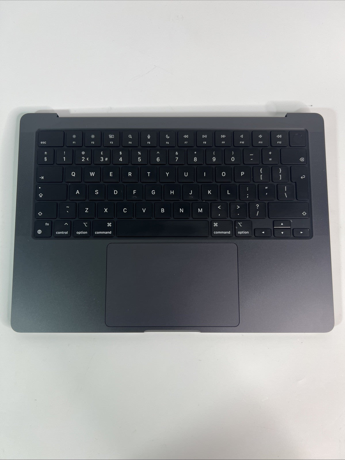 Apple MacBook Pro 14” A2992 M3 2023 2024 Palmrest – Space Grey – Battery Grade A