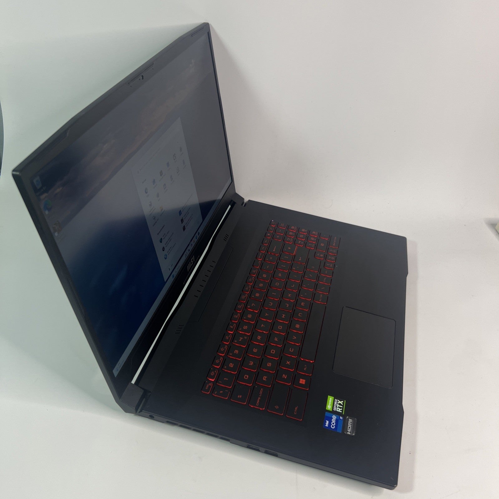 MSI Katana G76 12UE Core  i7-12700H RTX 3060 16GB RAM 512GB SSD 17.3” – Grade B