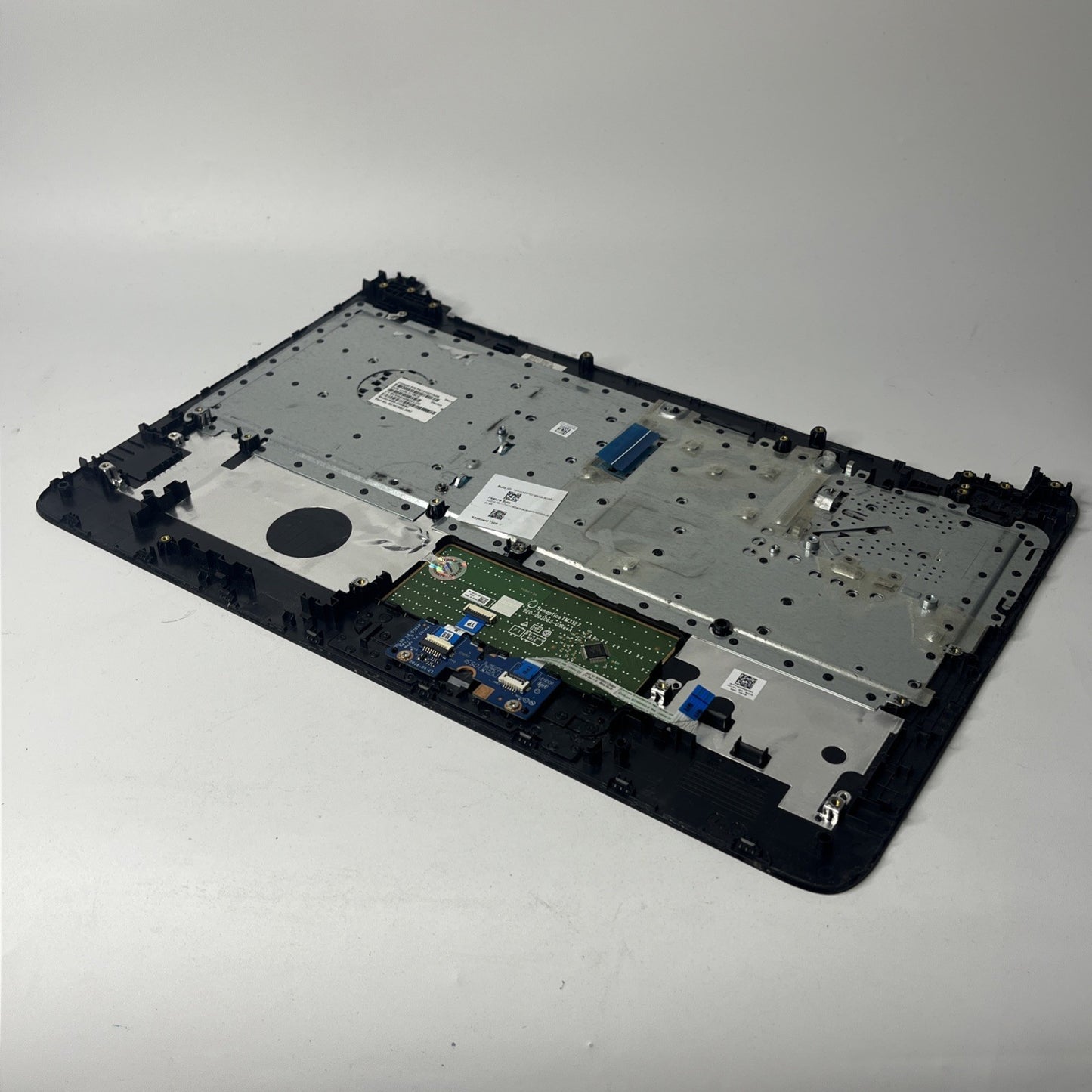 Genuine Silver HP 255 G5 Notebook Palmrest Keyboard And Touchpad.