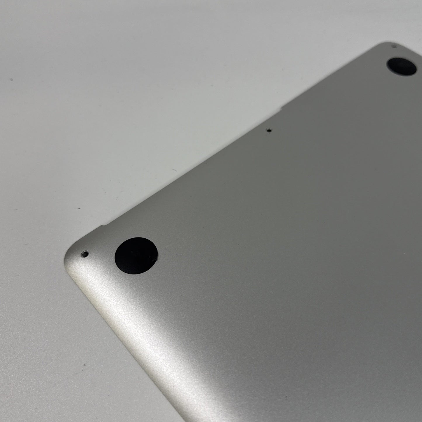 Apple MacBook Pro A1398 15" Late 2013 Base Cover 604-3716-A Bottom Case Genuine