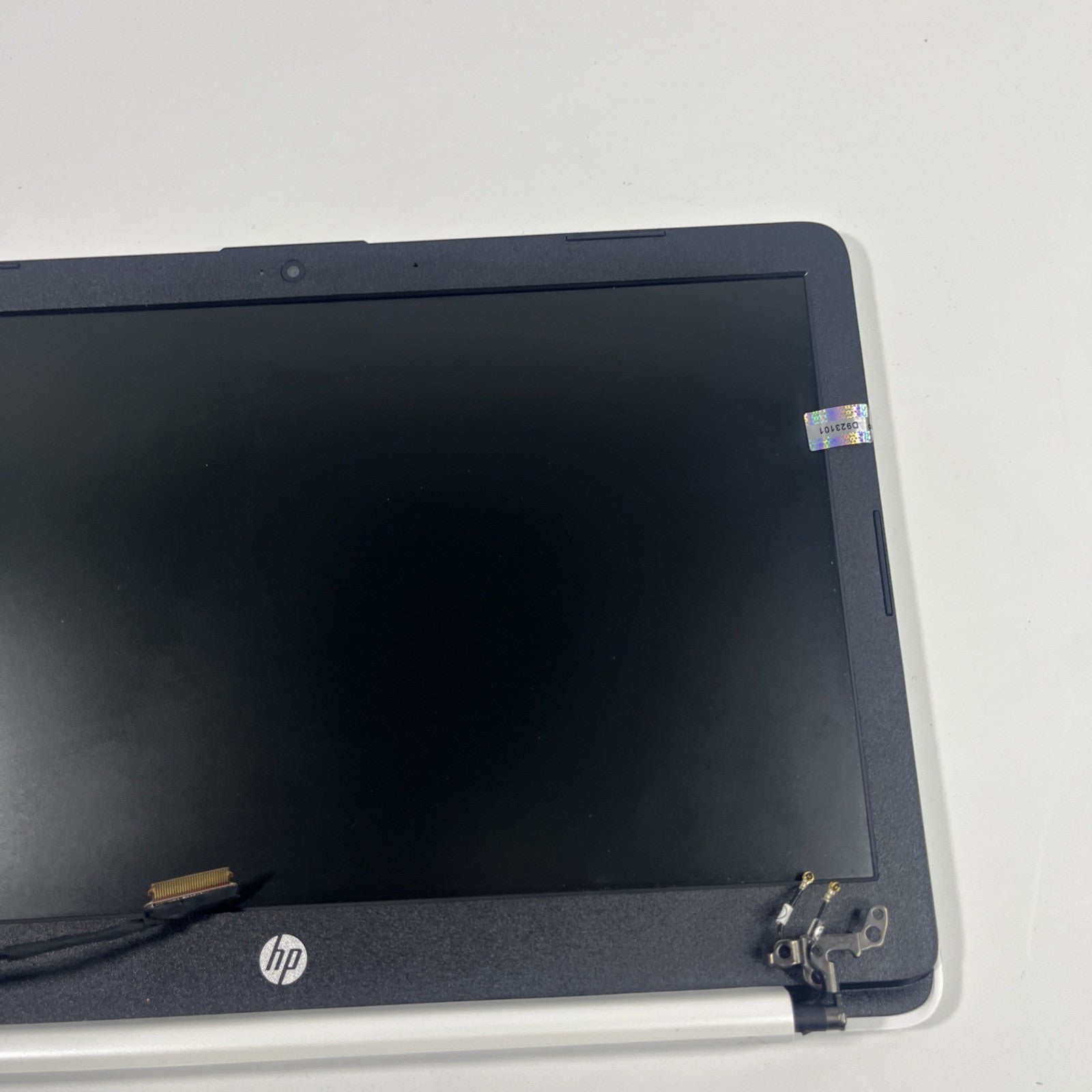 Genuine White HP Stream 11-ak0027na Complete Screen & Top Lid Assembly. Grade A