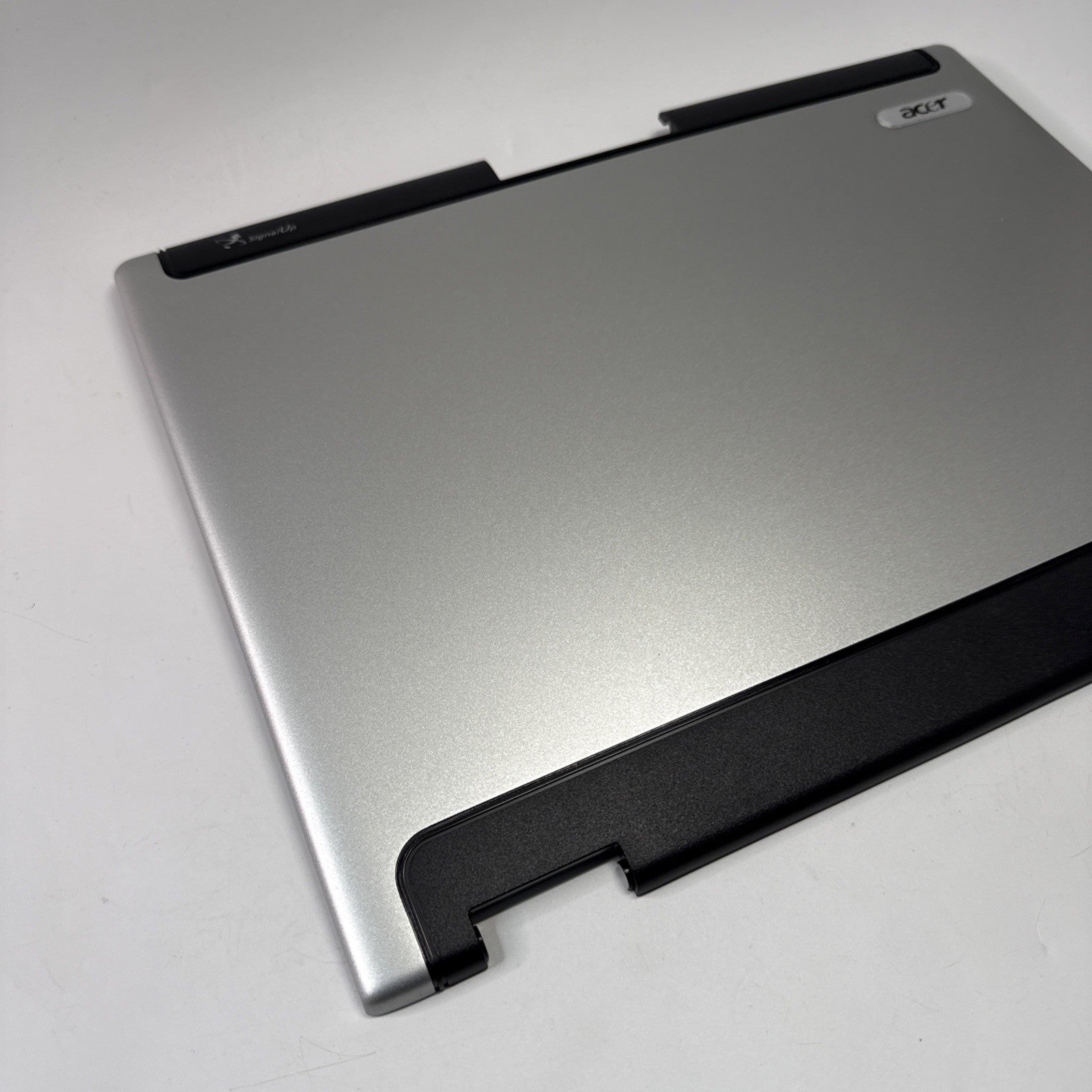 Acer Aspire 5100 60.ABHV5.007 LCD Top Back Rear Lid Cover  Silver