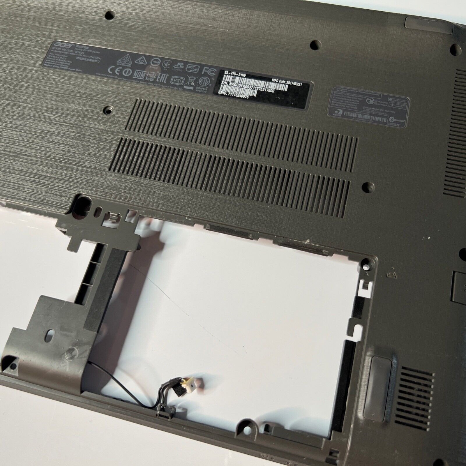 Acer Aspire N16Q1 Bottom Base Cover Chassis Grey E5-475 Internal Speakers Set