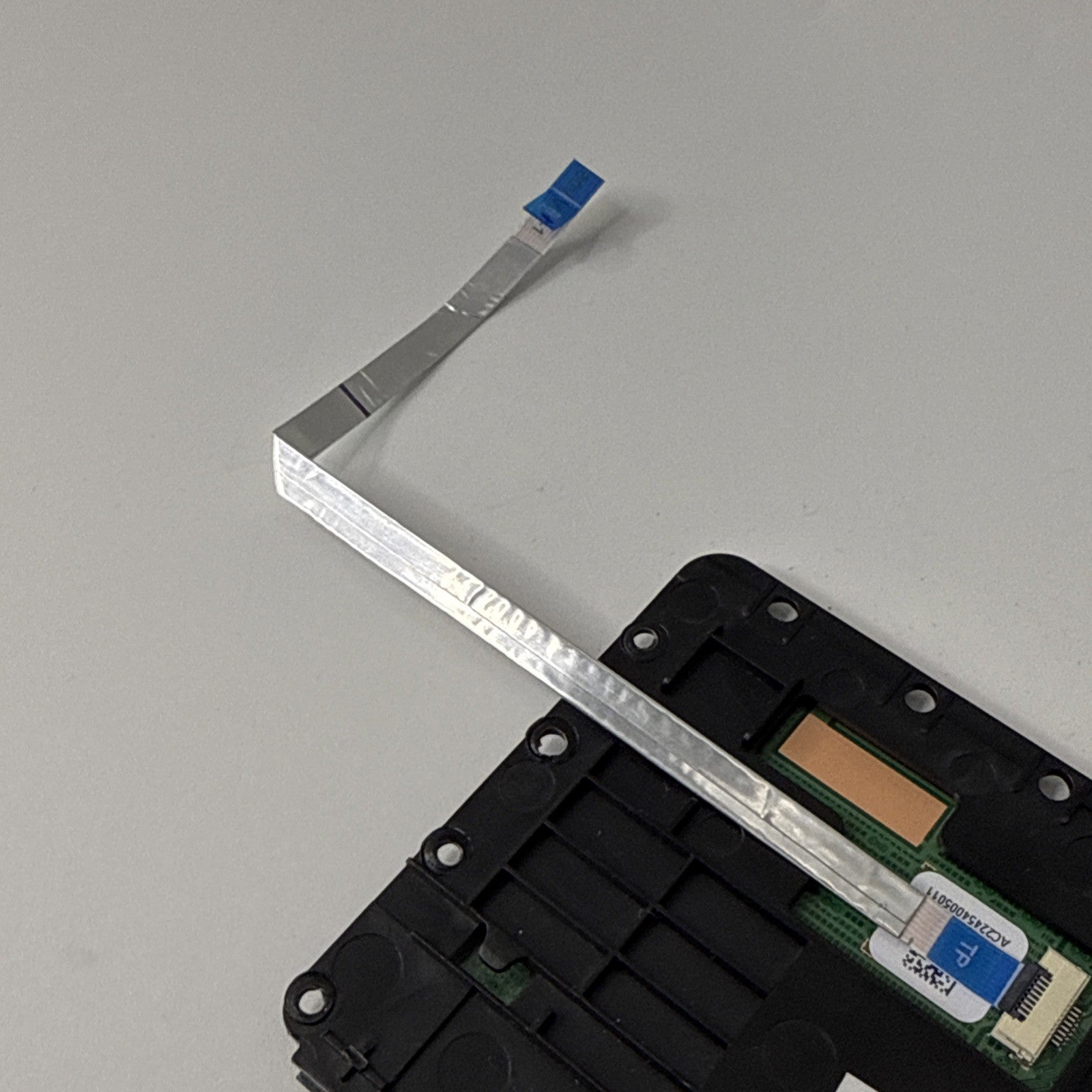 ASUS TUF Gaming F17 FX706 FX706HCB Series Touchpad Module + Cable 04060-01200300